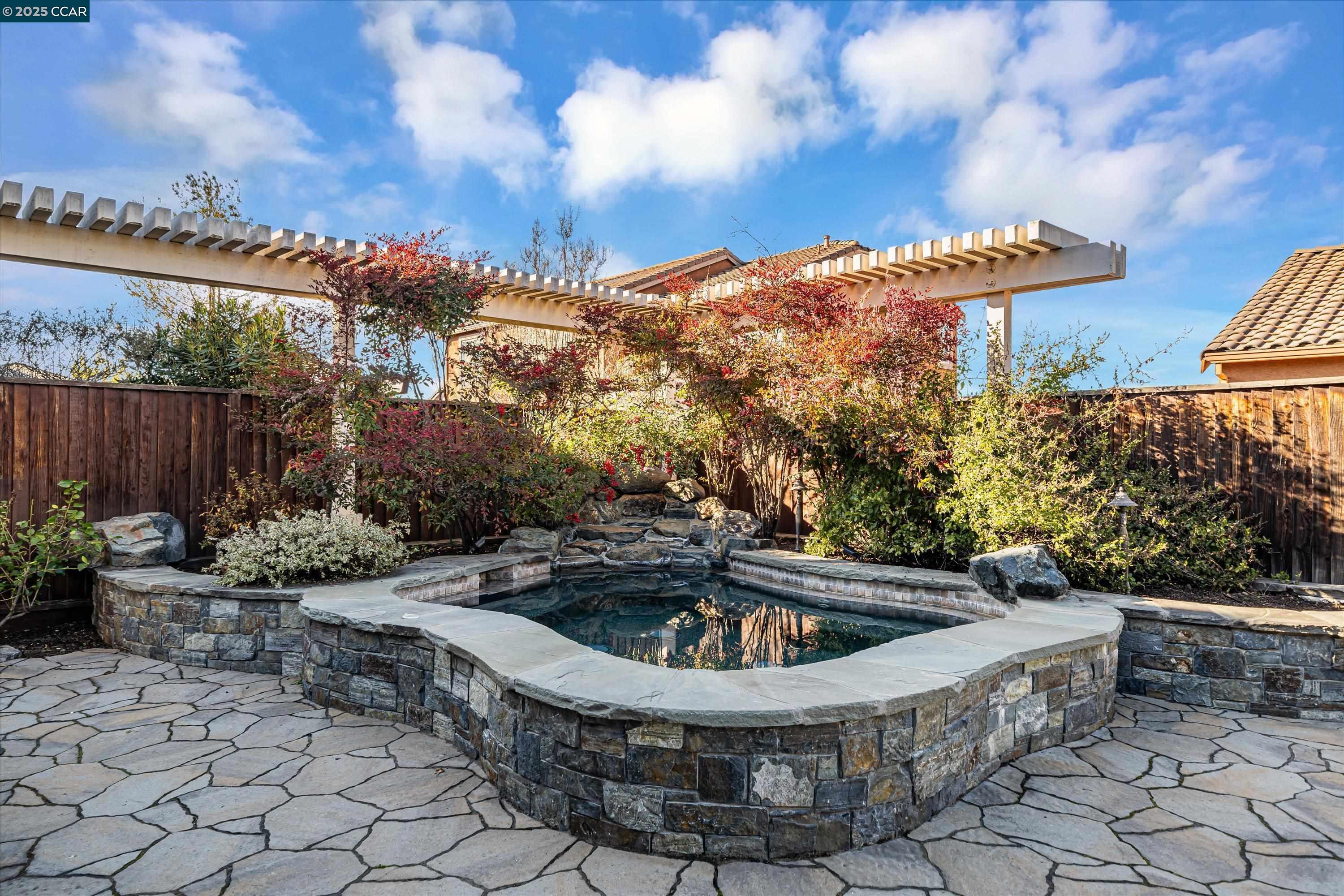 Detail Gallery Image 28 of 39 For 6432 Laurel Creek Pl, Livermore,  CA 94551 - 4 Beds | 3 Baths