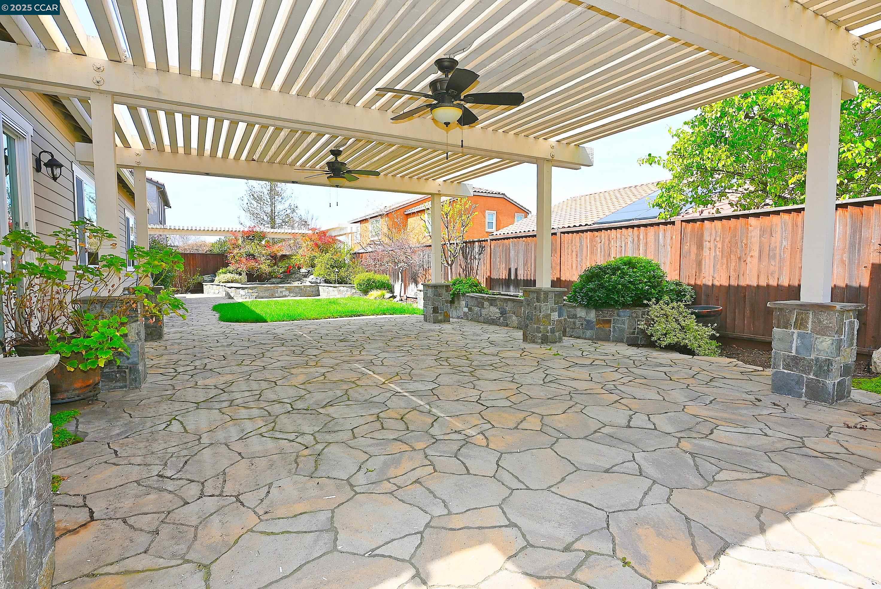 Detail Gallery Image 32 of 39 For 6432 Laurel Creek Pl, Livermore,  CA 94551 - 4 Beds | 3 Baths