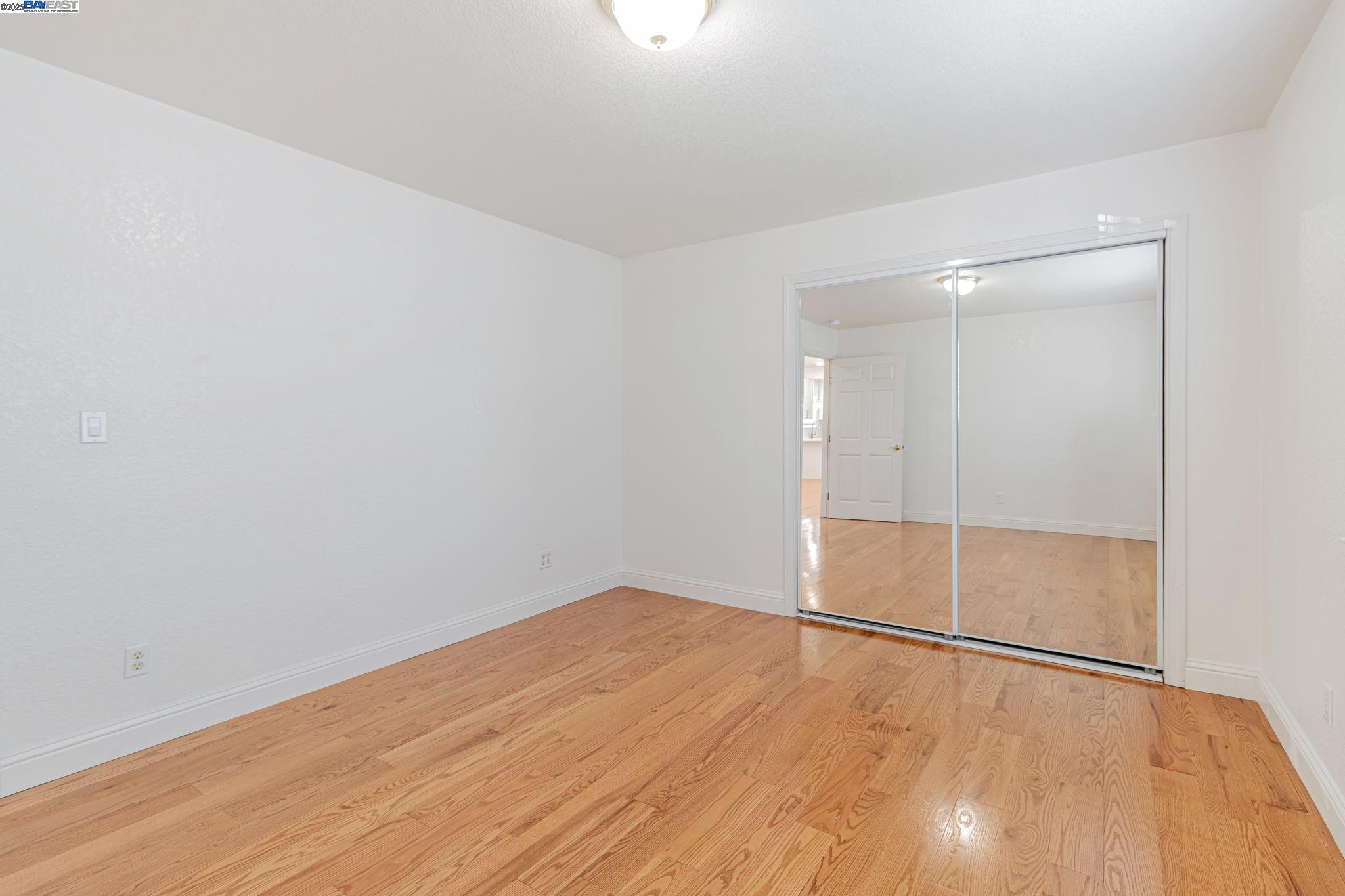 Detail Gallery Image 25 of 52 For 2940 Somerset Ave, Castro Valley,  CA 94546 - 4 Beds | 2 Baths