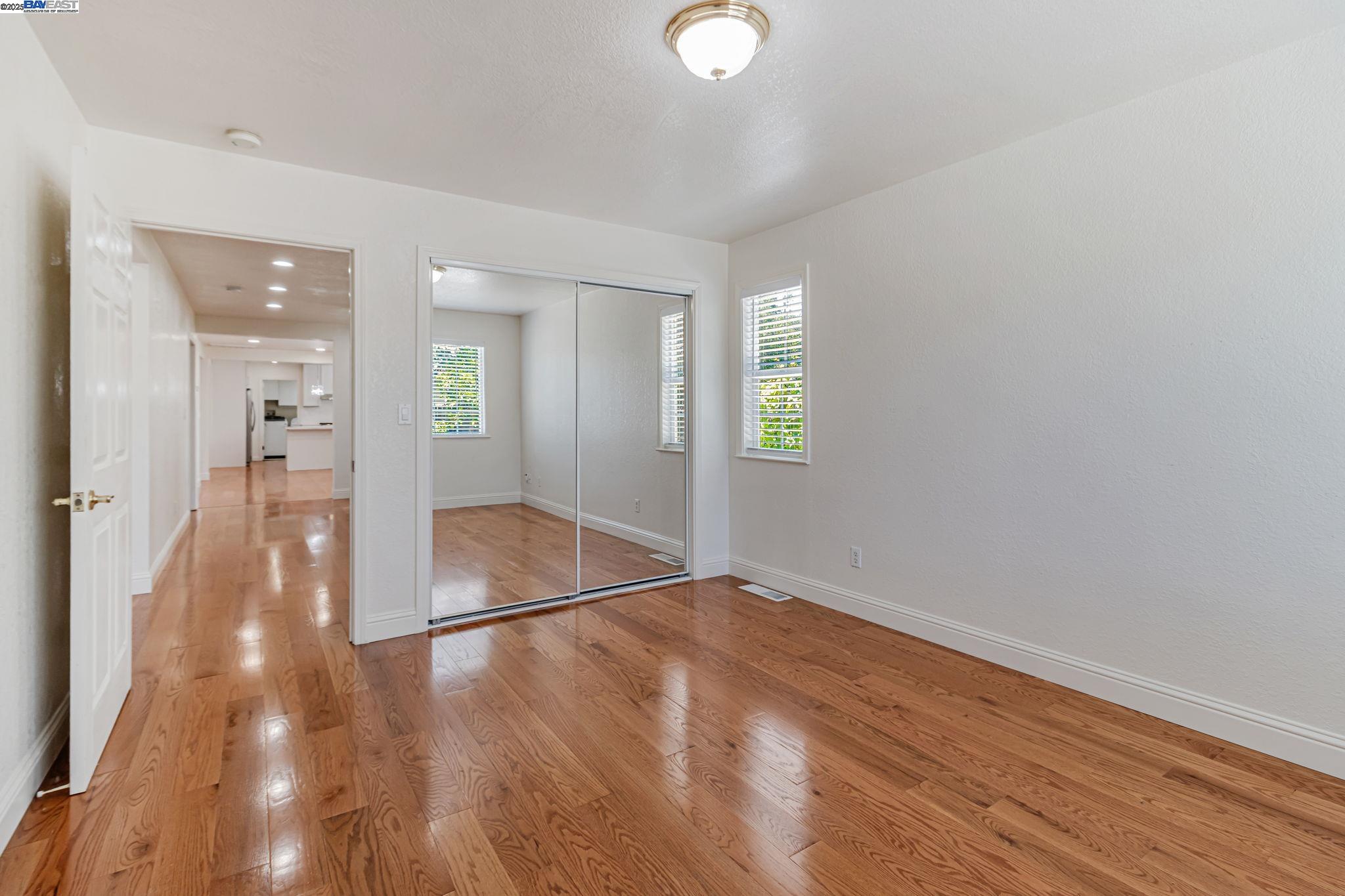 Detail Gallery Image 27 of 52 For 2940 Somerset Ave, Castro Valley,  CA 94546 - 4 Beds | 2 Baths