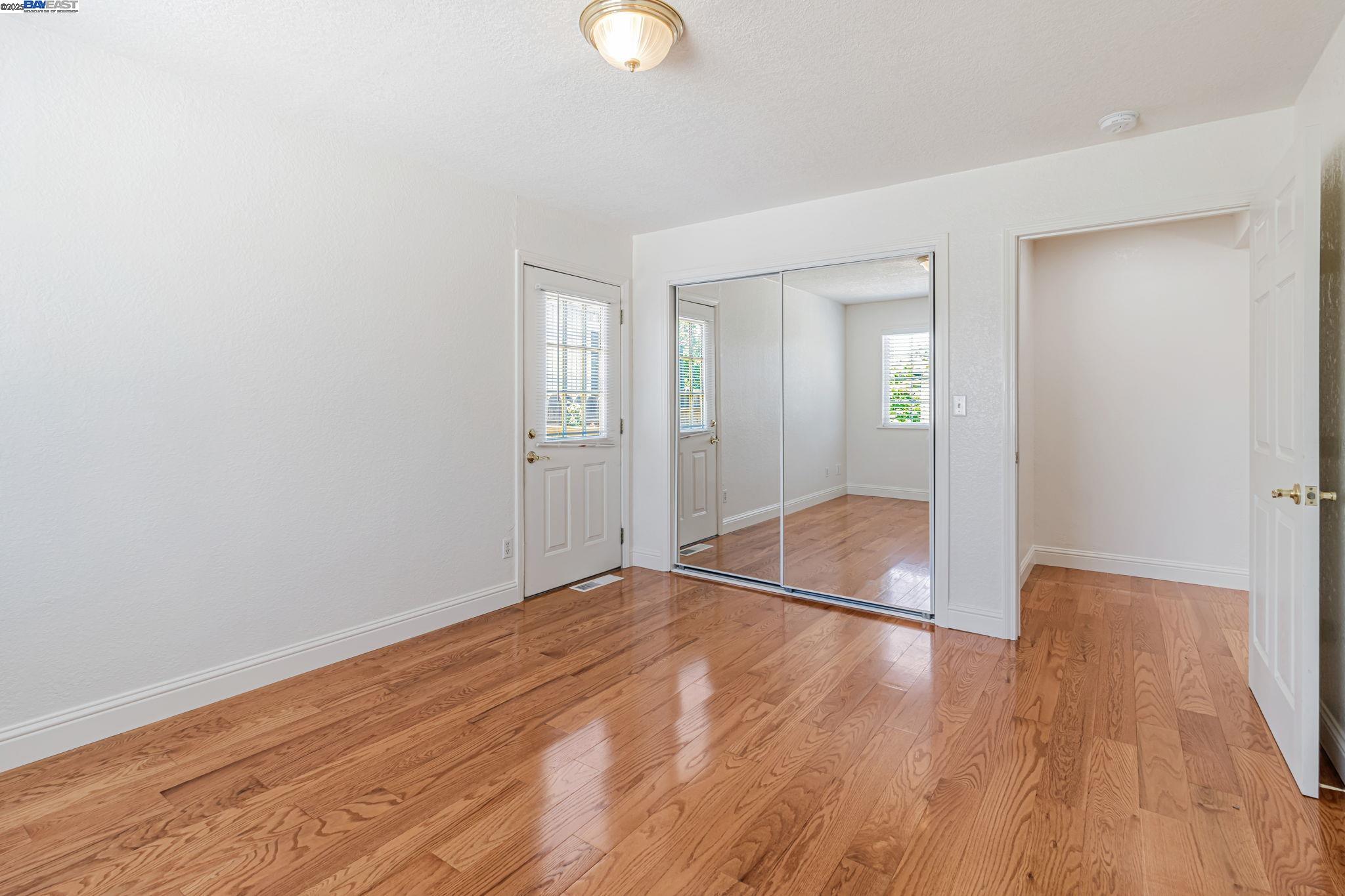 Detail Gallery Image 31 of 52 For 2940 Somerset Ave, Castro Valley,  CA 94546 - 4 Beds | 2 Baths