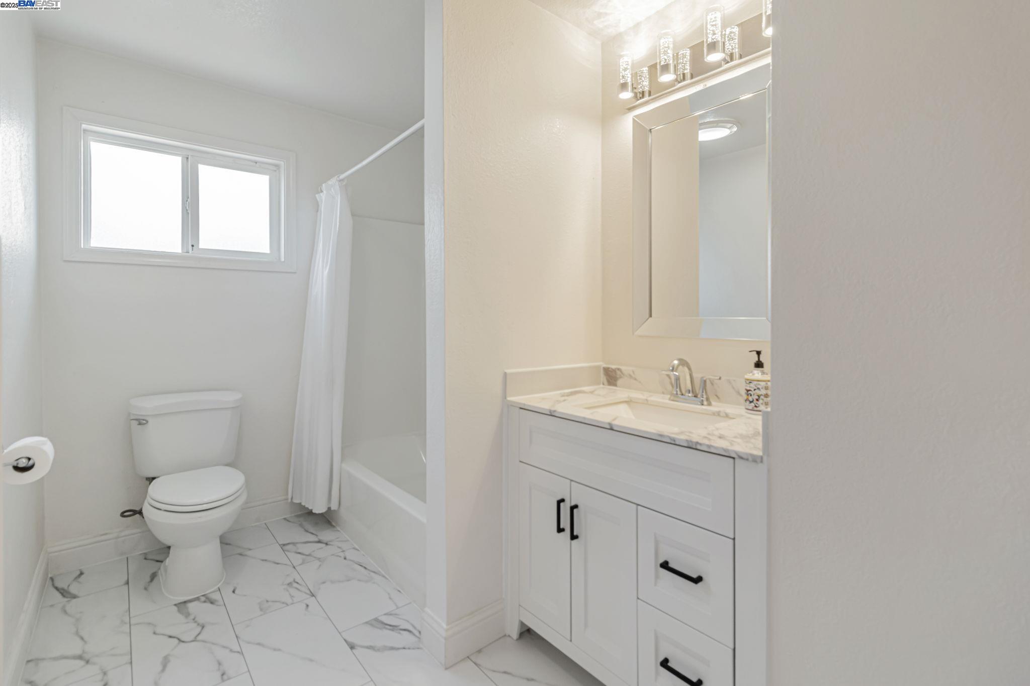 Detail Gallery Image 38 of 52 For 2940 Somerset Ave, Castro Valley,  CA 94546 - 4 Beds | 2 Baths