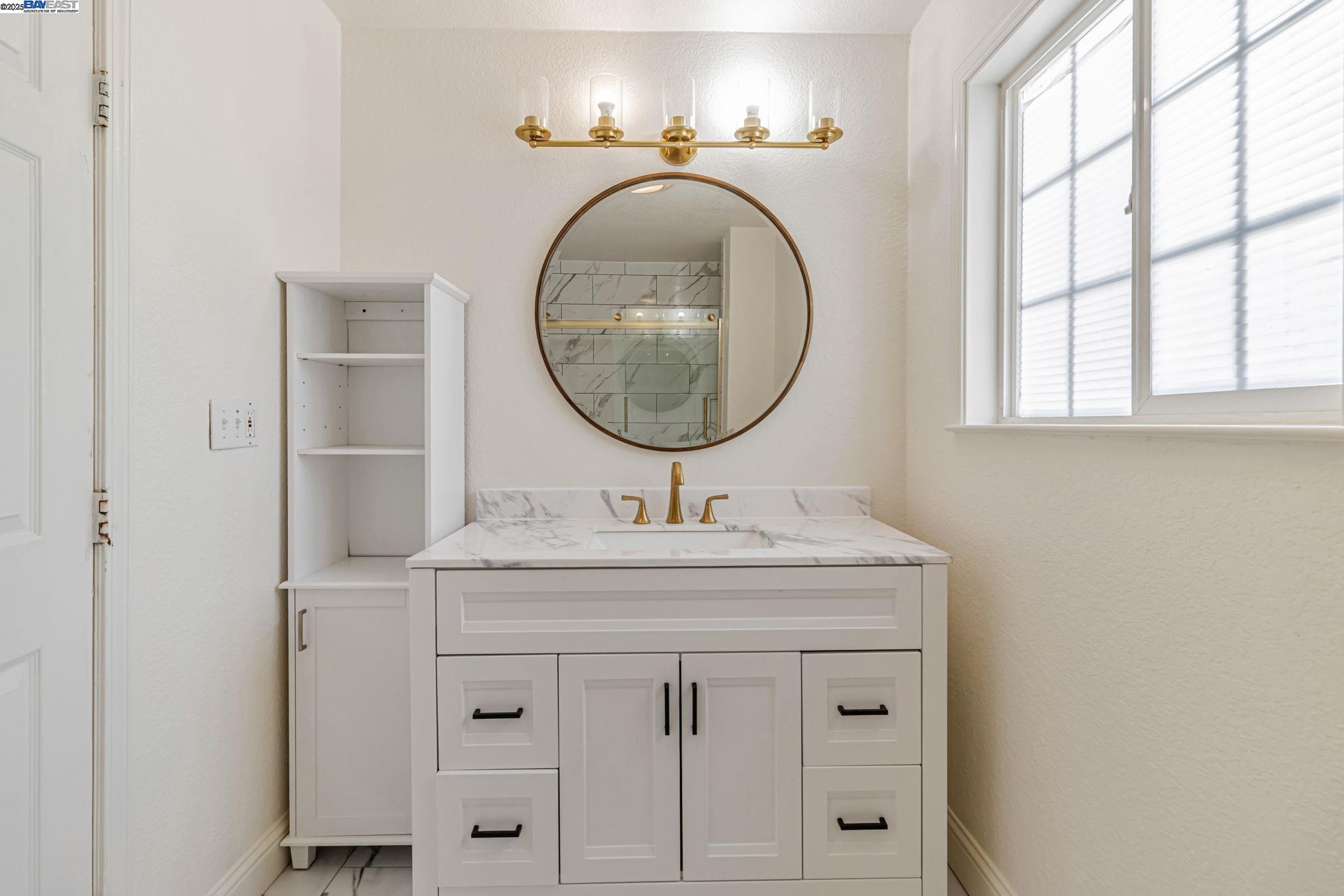Detail Gallery Image 40 of 52 For 2940 Somerset Ave, Castro Valley,  CA 94546 - 4 Beds | 2 Baths