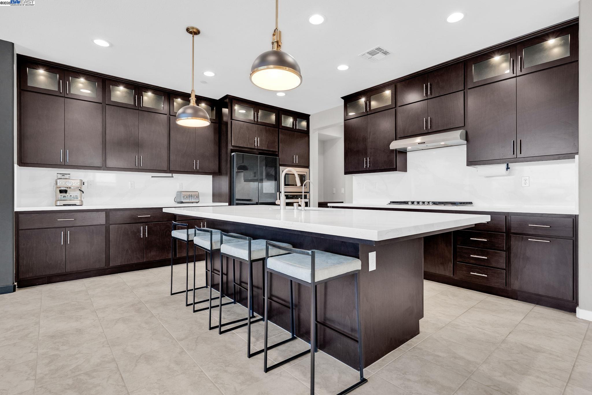 Detail Gallery Image 15 of 60 For 2859 Wylin Blvd, Lathrop,  CA 95330 - 5 Beds | 4/1 Baths