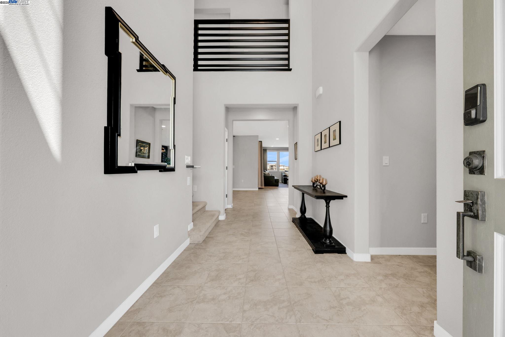 Detail Gallery Image 4 of 60 For 2859 Wylin Blvd, Lathrop,  CA 95330 - 5 Beds | 4/1 Baths