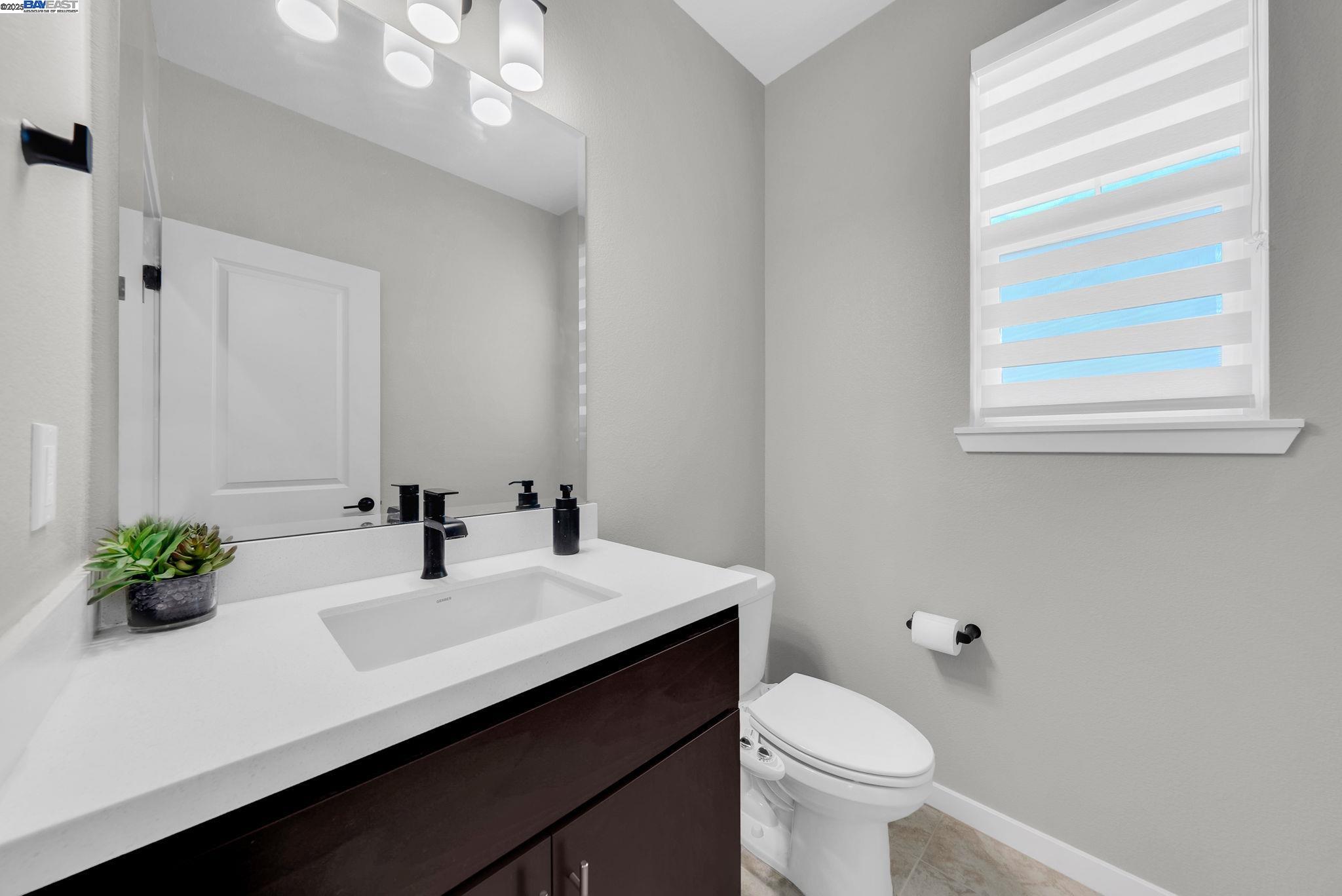 Detail Gallery Image 34 of 60 For 2859 Wylin Blvd, Lathrop,  CA 95330 - 5 Beds | 4/1 Baths