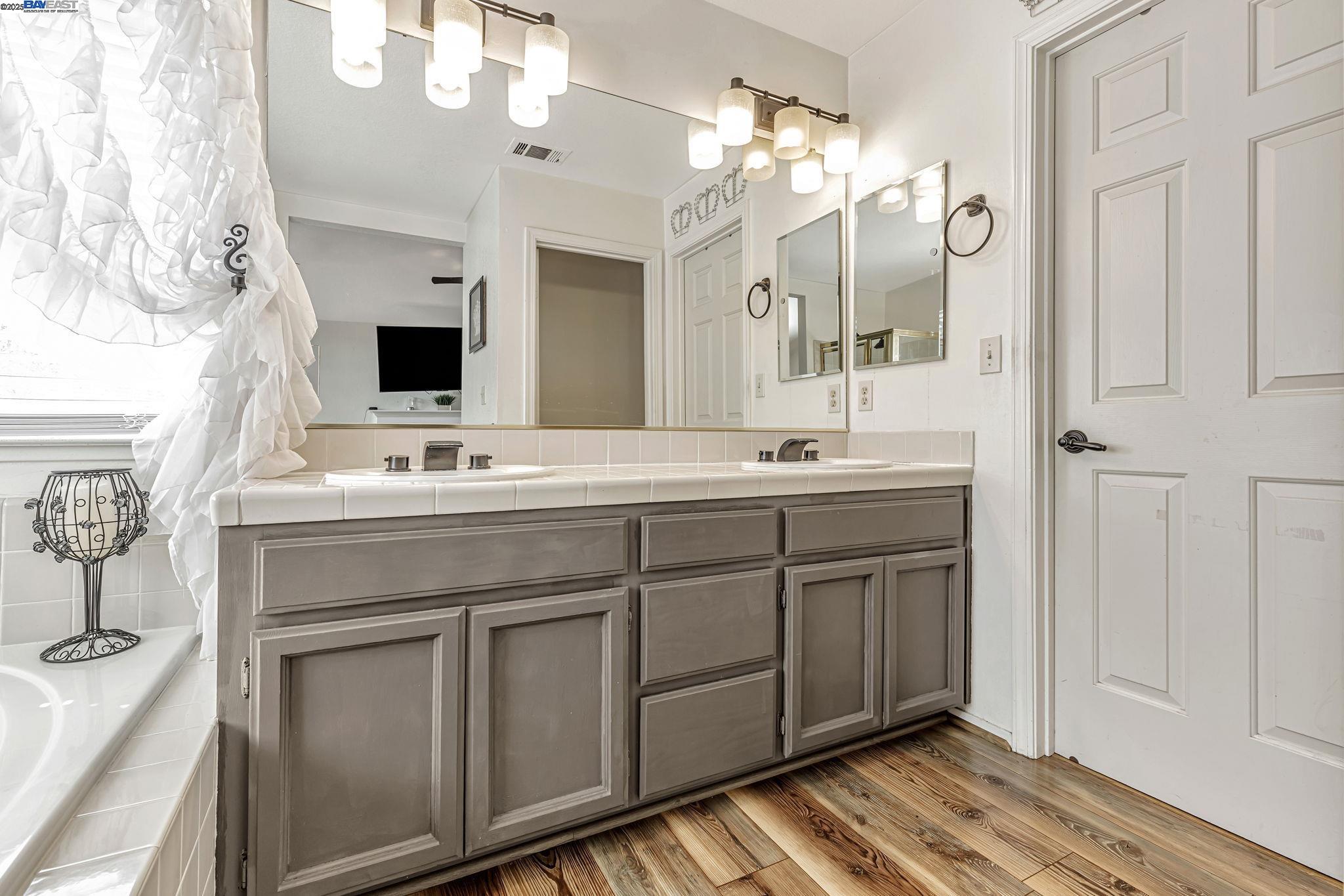Detail Gallery Image 29 of 51 For 639 Eaker Ct, Antioch,  CA 94509 - 3 Beds | 3 Baths