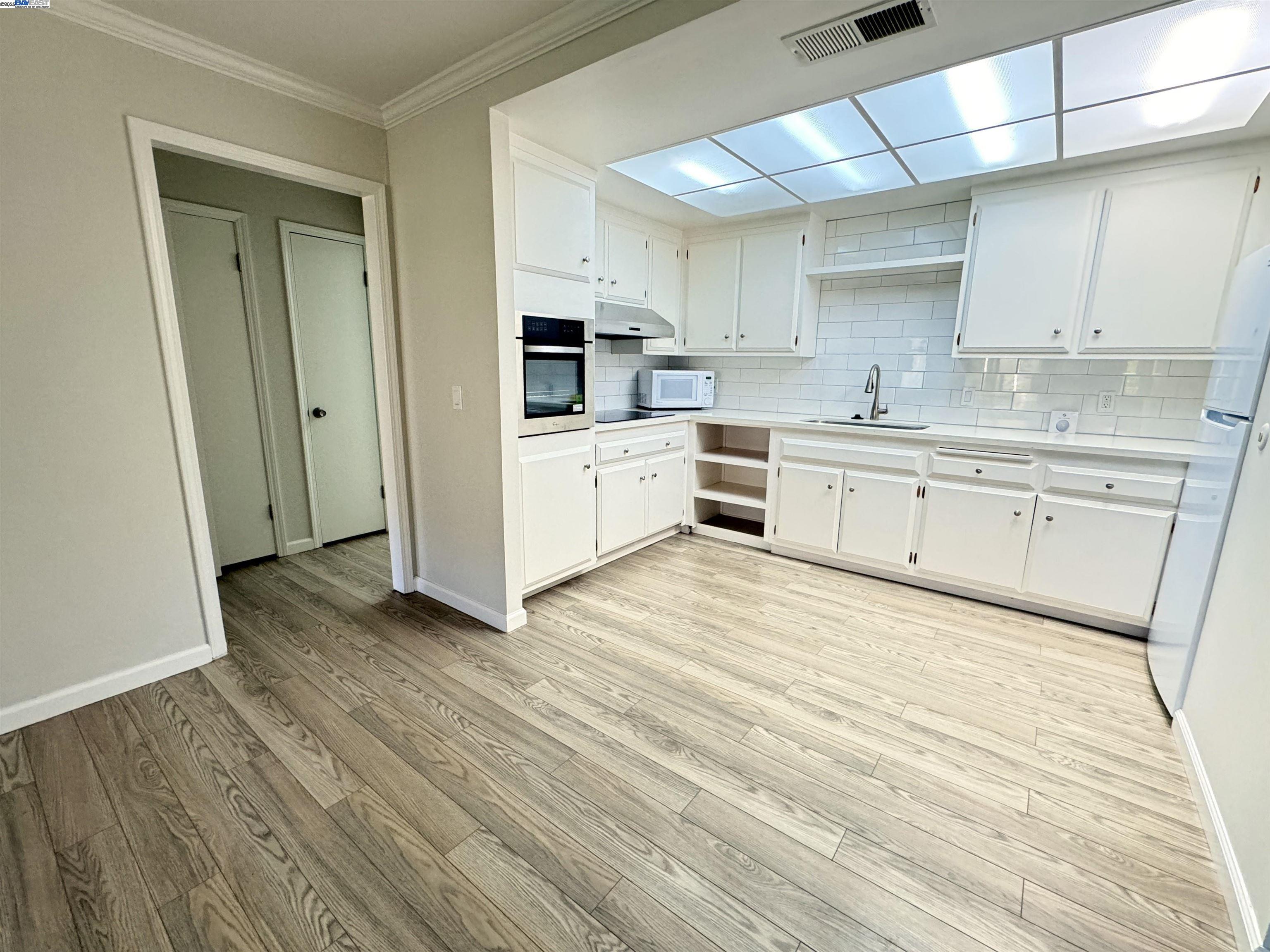 Photo #4: 41105343 Listing 