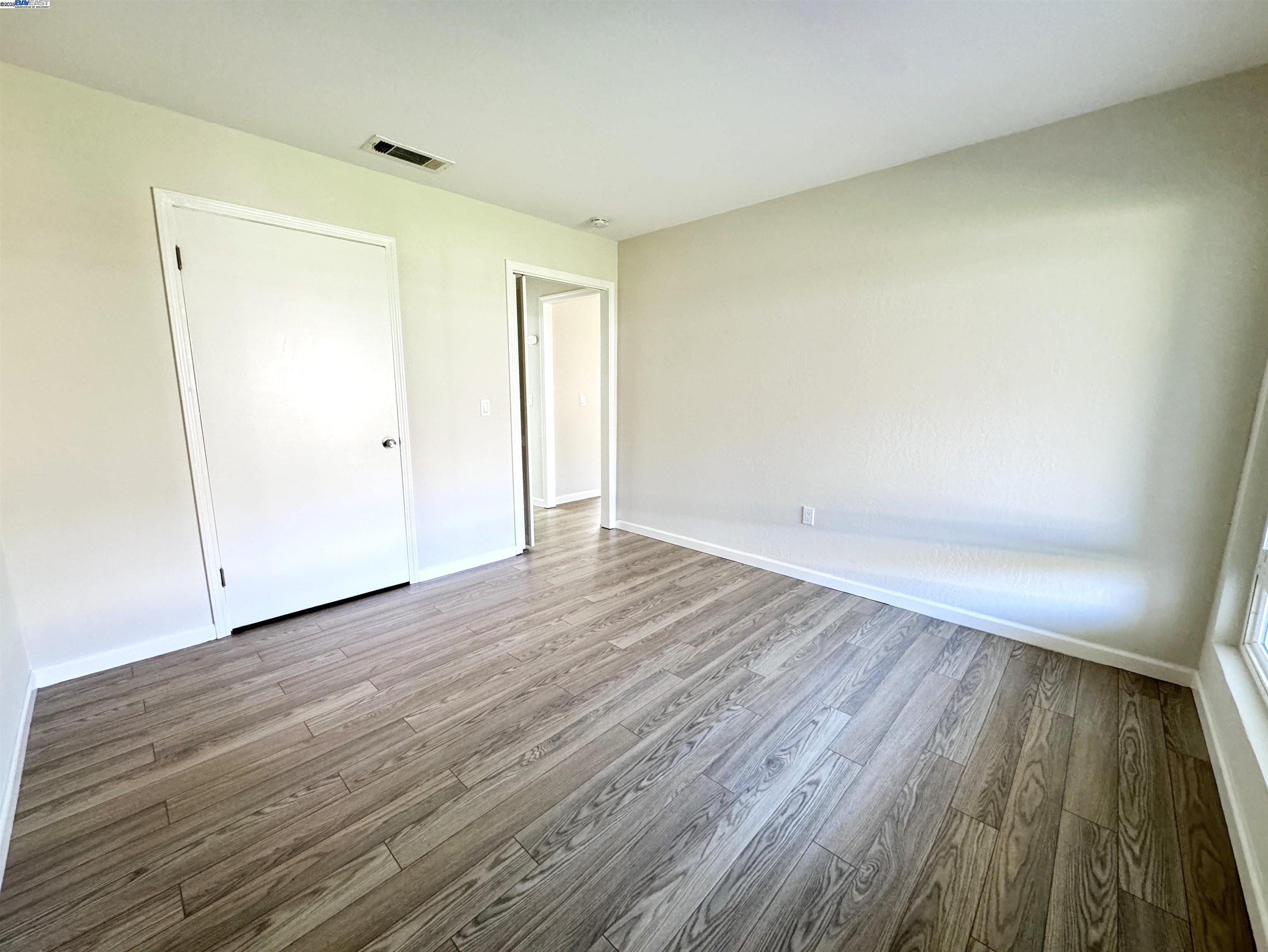 Photo #7: 41105343 Listing: Photo #7