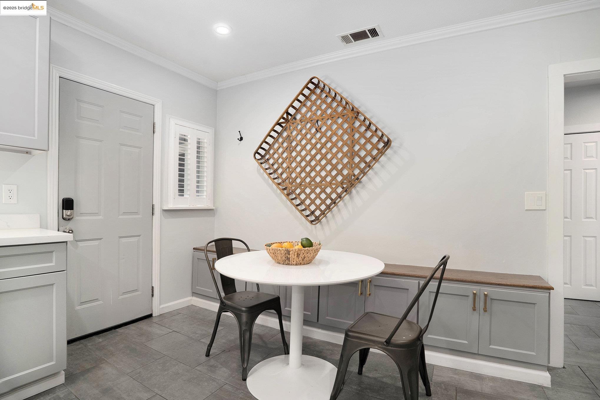 Detail Gallery Image 13 of 29 For 1226 W Elm Street, Stockton,  CA 95203-1631 - 2 Beds | 1 Baths