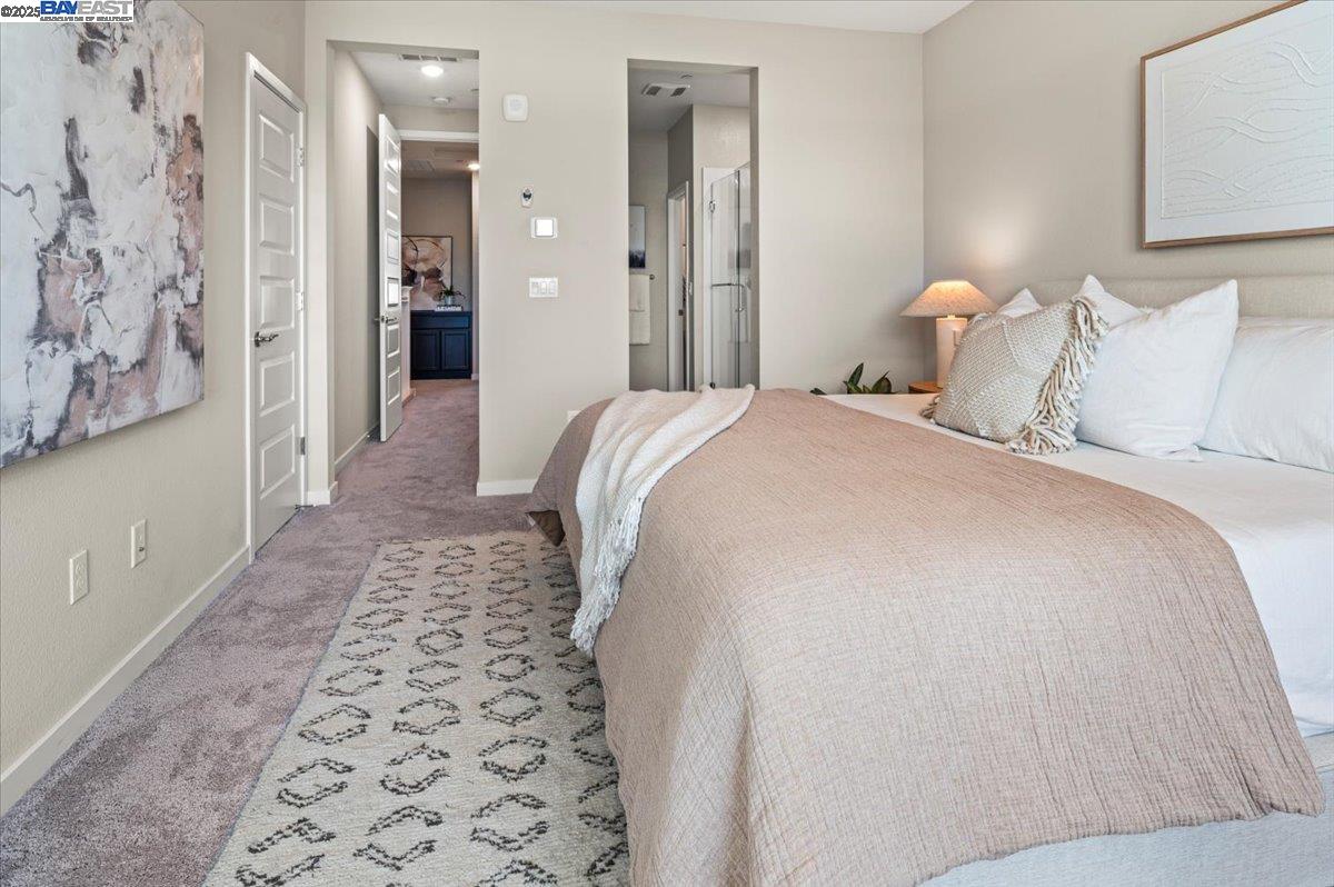Detail Gallery Image 21 of 42 For 1726 17th St, Oakland,  CA 94607 - 3 Beds | 3 Baths