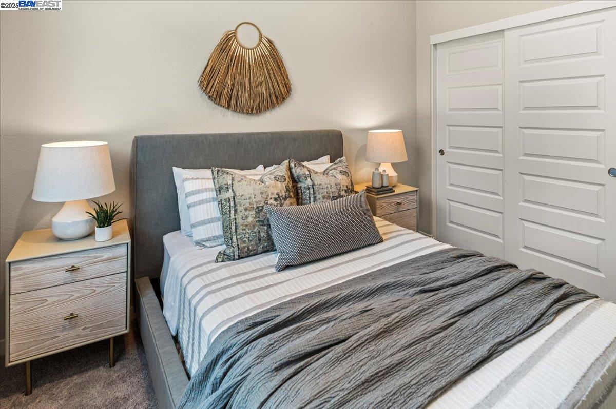 Detail Gallery Image 28 of 42 For 1726 17th St, Oakland,  CA 94607 - 3 Beds | 3 Baths