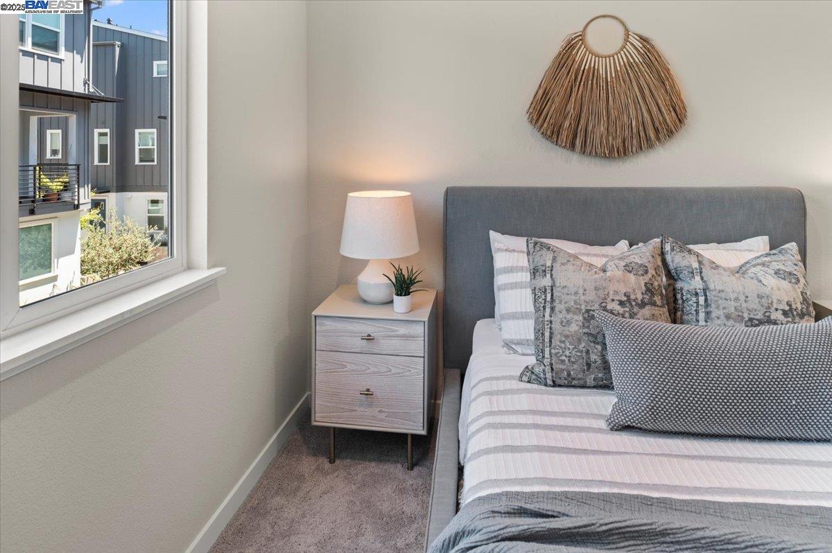 Detail Gallery Image 30 of 42 For 1726 17th St, Oakland,  CA 94607 - 3 Beds | 3 Baths