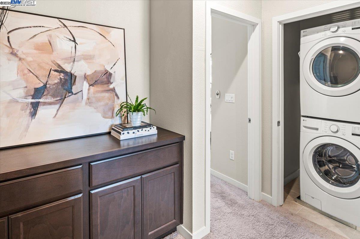 Detail Gallery Image 40 of 42 For 1726 17th St, Oakland,  CA 94607 - 3 Beds | 3 Baths