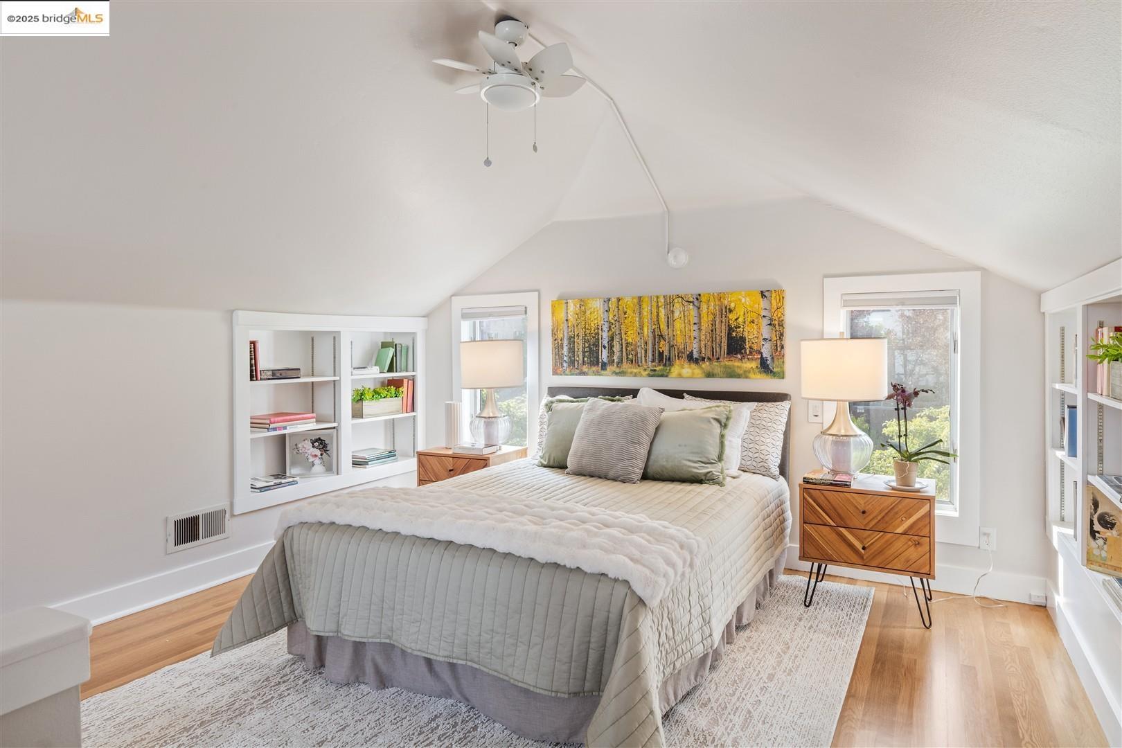 Detail Gallery Image 17 of 57 For 61 Wildwood Ave, Piedmont,  CA 94610 - 6 Beds | 4/1 Baths