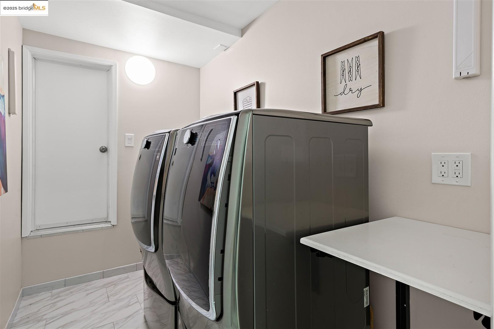 Detail Gallery Image 23 of 57 For 61 Wildwood Ave, Piedmont,  CA 94610 - 6 Beds | 4/1 Baths