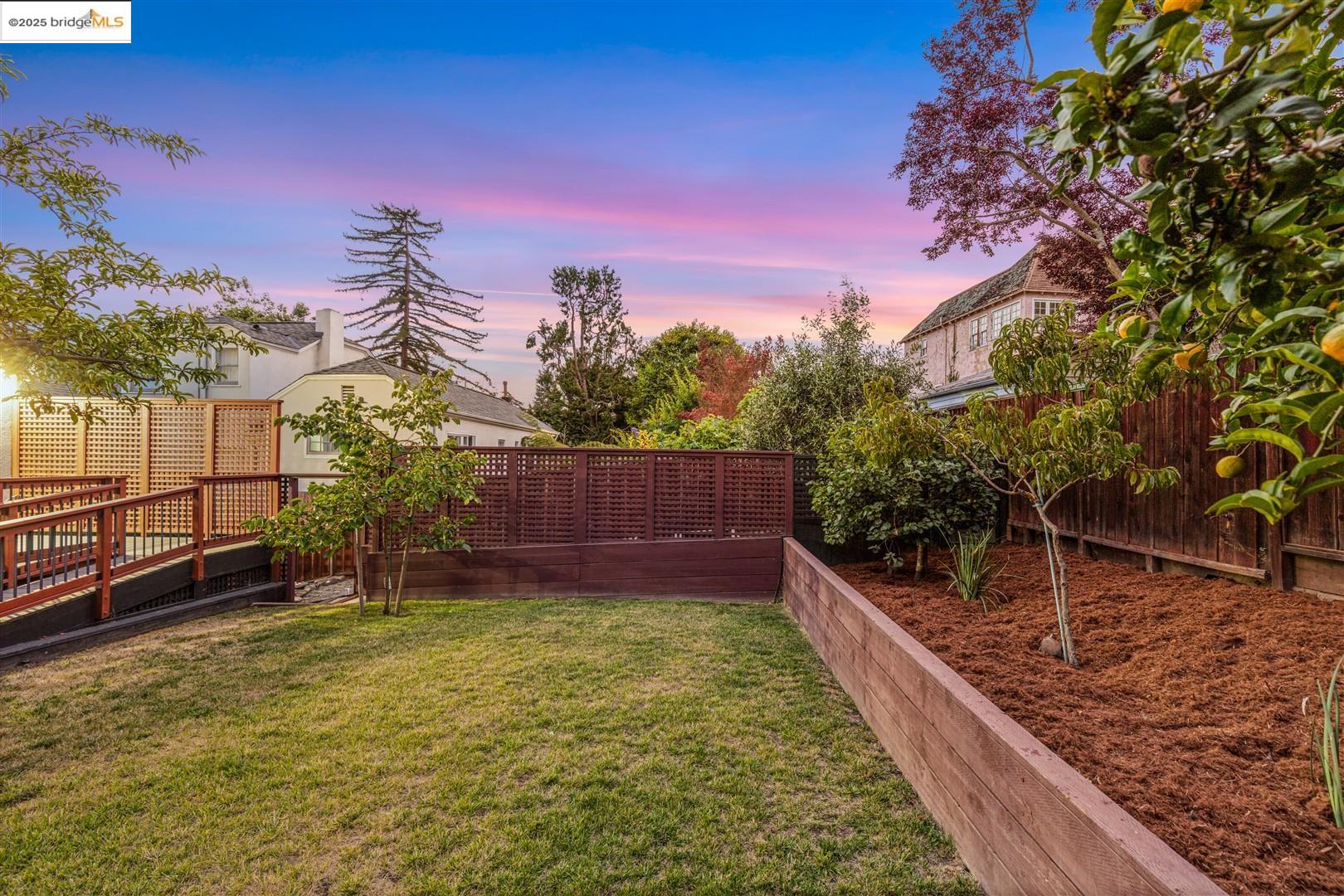 Detail Gallery Image 42 of 57 For 61 Wildwood Ave, Piedmont,  CA 94610 - 6 Beds | 4/1 Baths