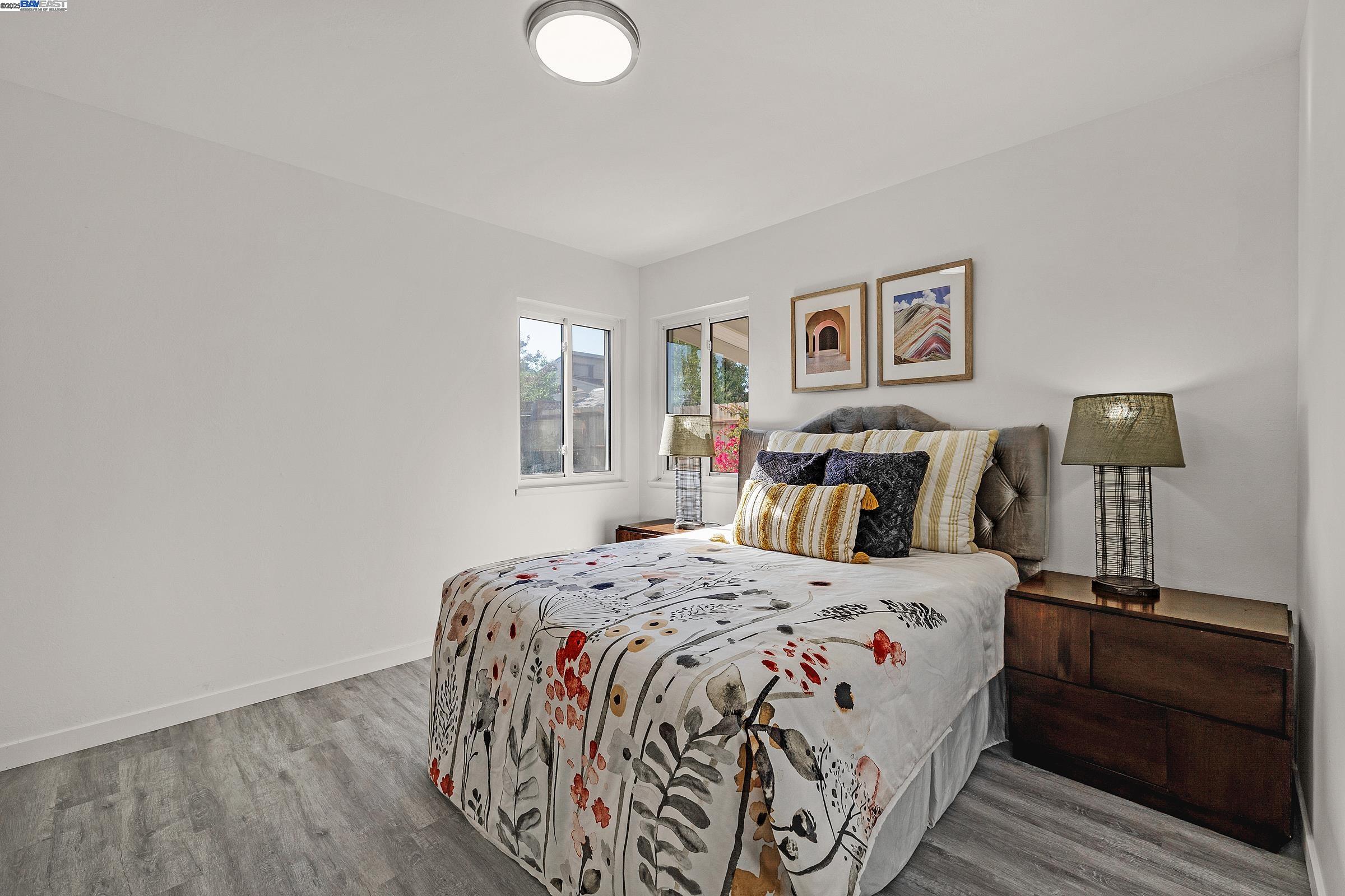 Detail Gallery Image 19 of 33 For 19077 Gliddon St, Castro Valley,  CA 94546 - 3 Beds | 1 Baths