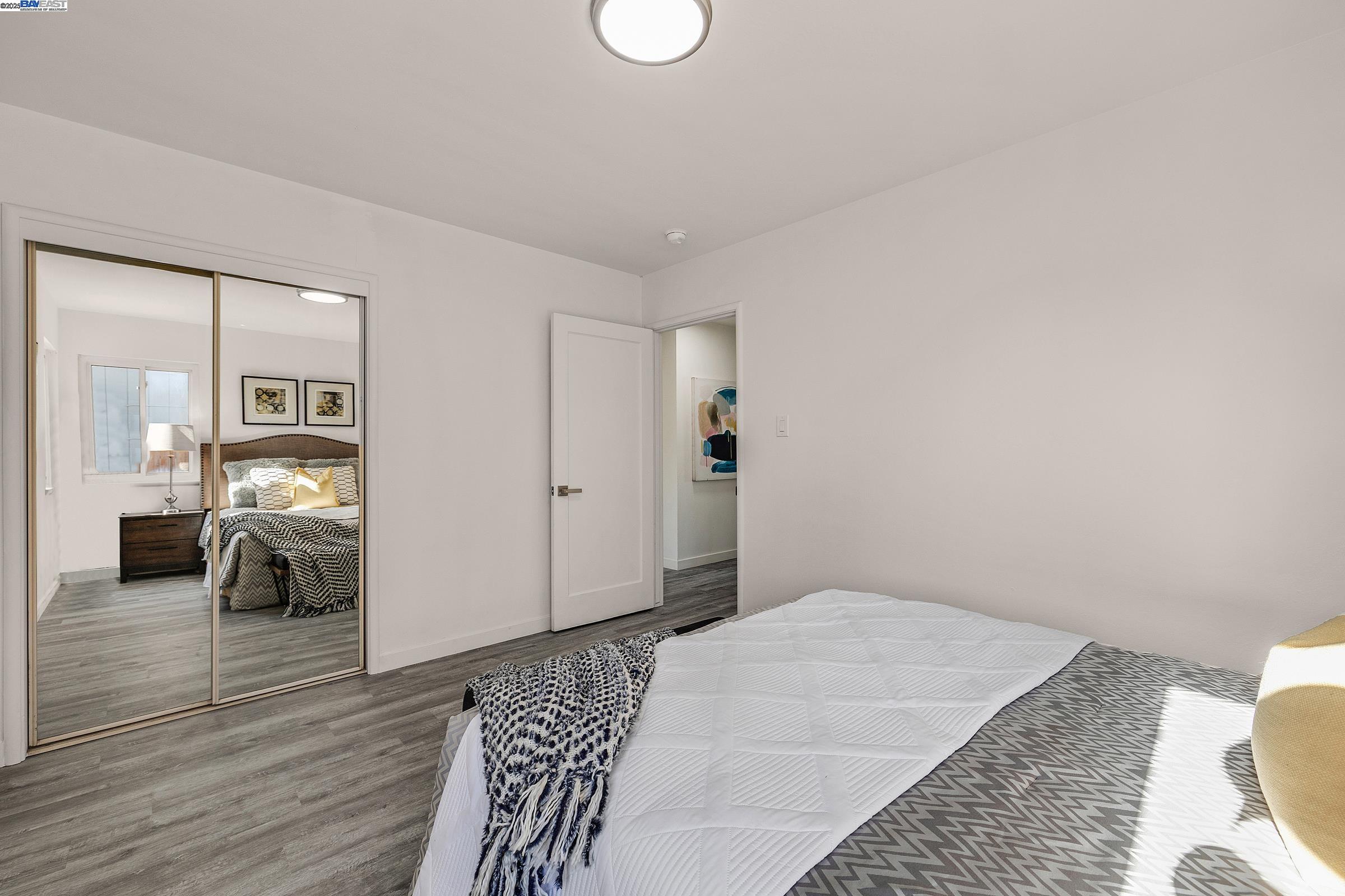 Detail Gallery Image 22 of 33 For 19077 Gliddon St, Castro Valley,  CA 94546 - 3 Beds | 1 Baths