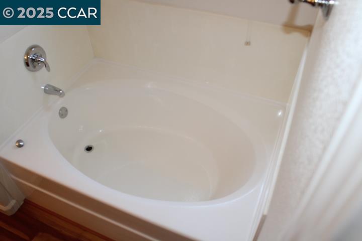 Detail Gallery Image 17 of 25 For 2027 Tsushima St, Hercules,  CA 94547 - 3 Beds | 3/1 Baths