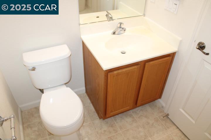 Detail Gallery Image 21 of 25 For 2027 Tsushima St, Hercules,  CA 94547 - 3 Beds | 3/1 Baths