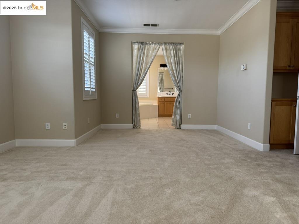 Detail Gallery Image 12 of 29 For 203 Seaview Dr, Richmond,  CA 94801 - 4 Beds | 3/1 Baths