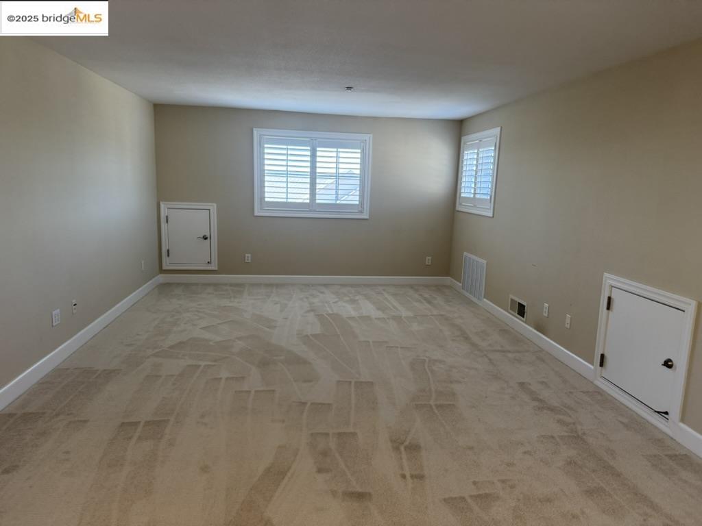 Detail Gallery Image 18 of 29 For 203 Seaview Dr, Richmond,  CA 94801 - 4 Beds | 3/1 Baths