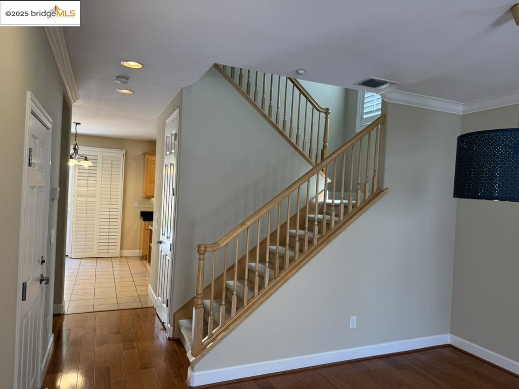 Detail Gallery Image 19 of 29 For 203 Seaview Dr, Richmond,  CA 94801 - 4 Beds | 3/1 Baths