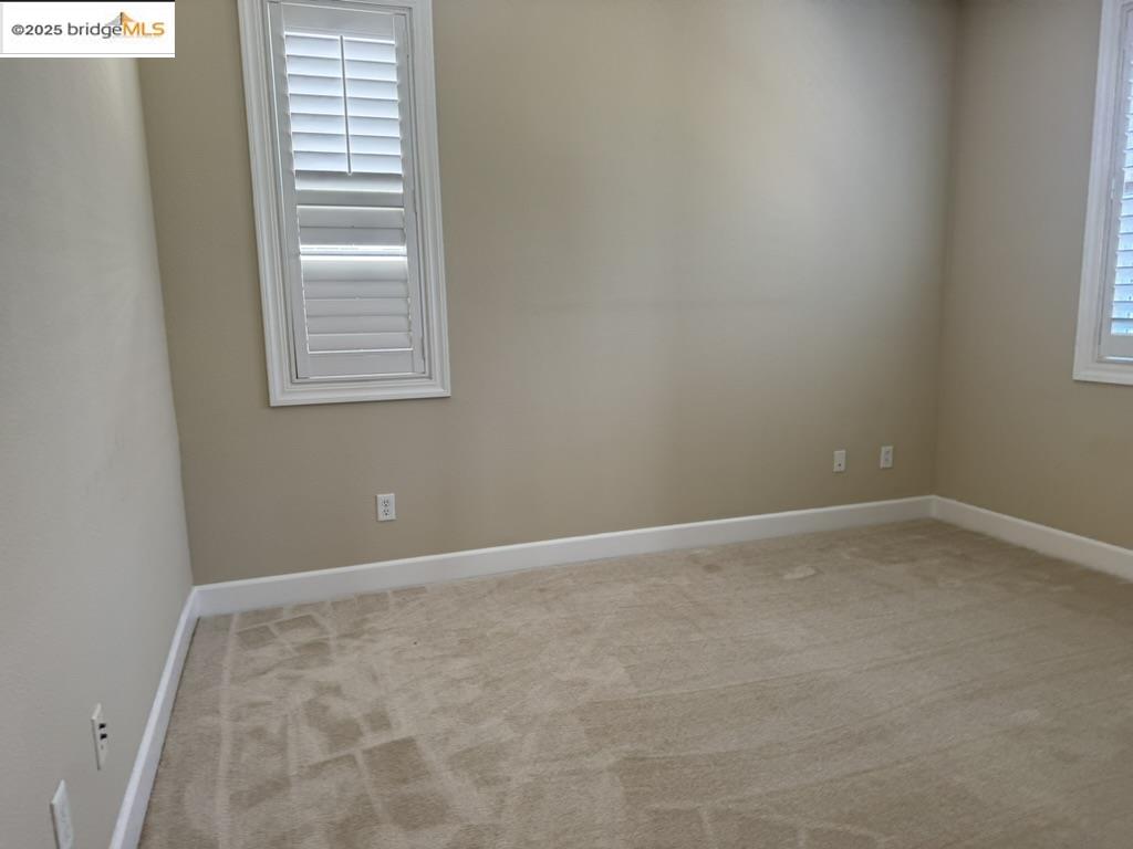Detail Gallery Image 28 of 29 For 203 Seaview Dr, Richmond,  CA 94801 - 4 Beds | 3/1 Baths
