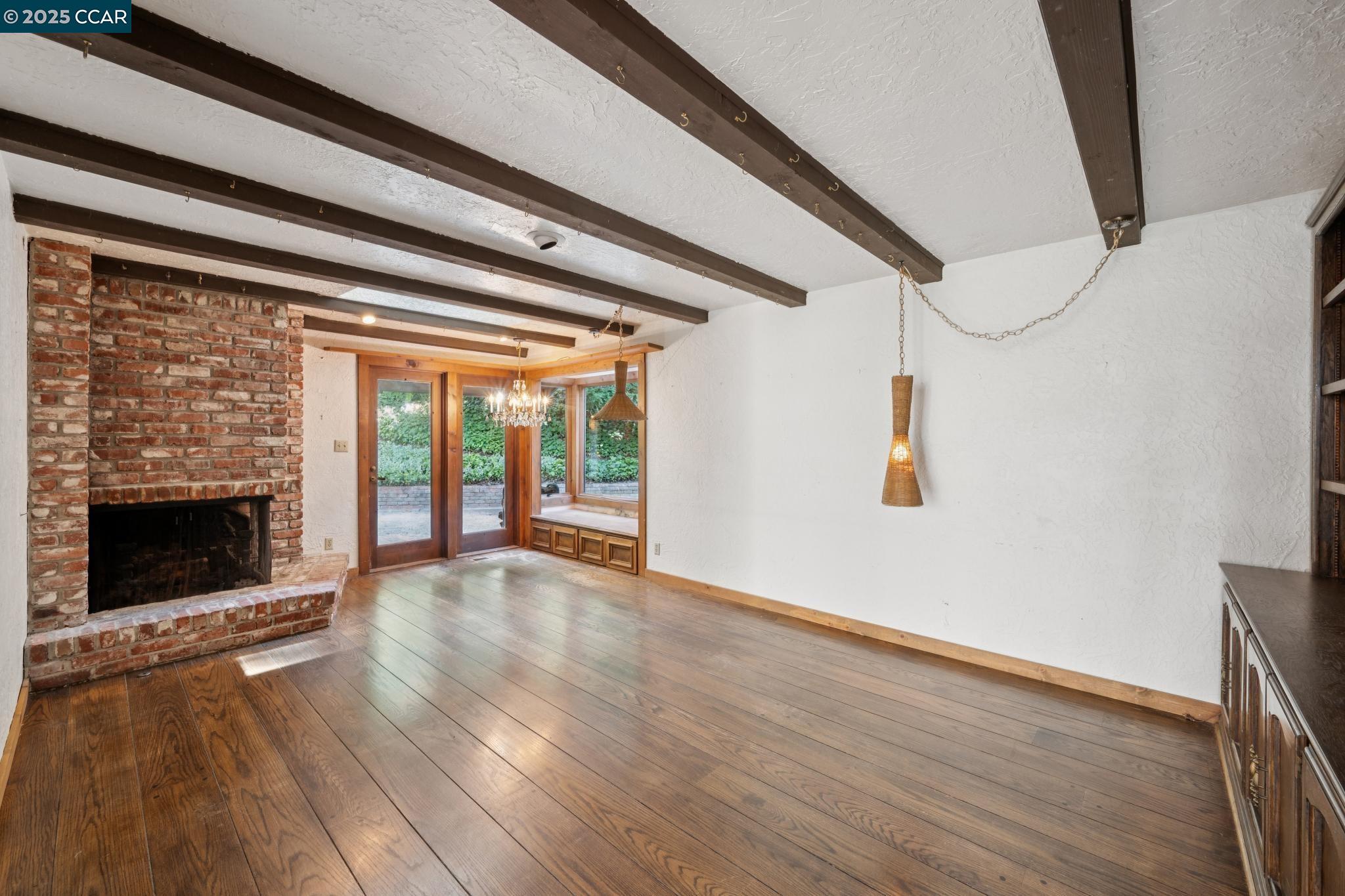 Detail Gallery Image 21 of 60 For 694 Old Jonas Hill Rd, Lafayette,  CA 94549 - 4 Beds | 3/1 Baths