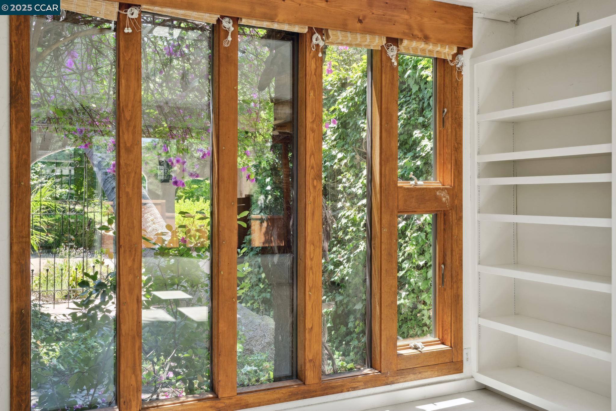 Detail Gallery Image 30 of 60 For 694 Old Jonas Hill Rd, Lafayette,  CA 94549 - 4 Beds | 3/1 Baths