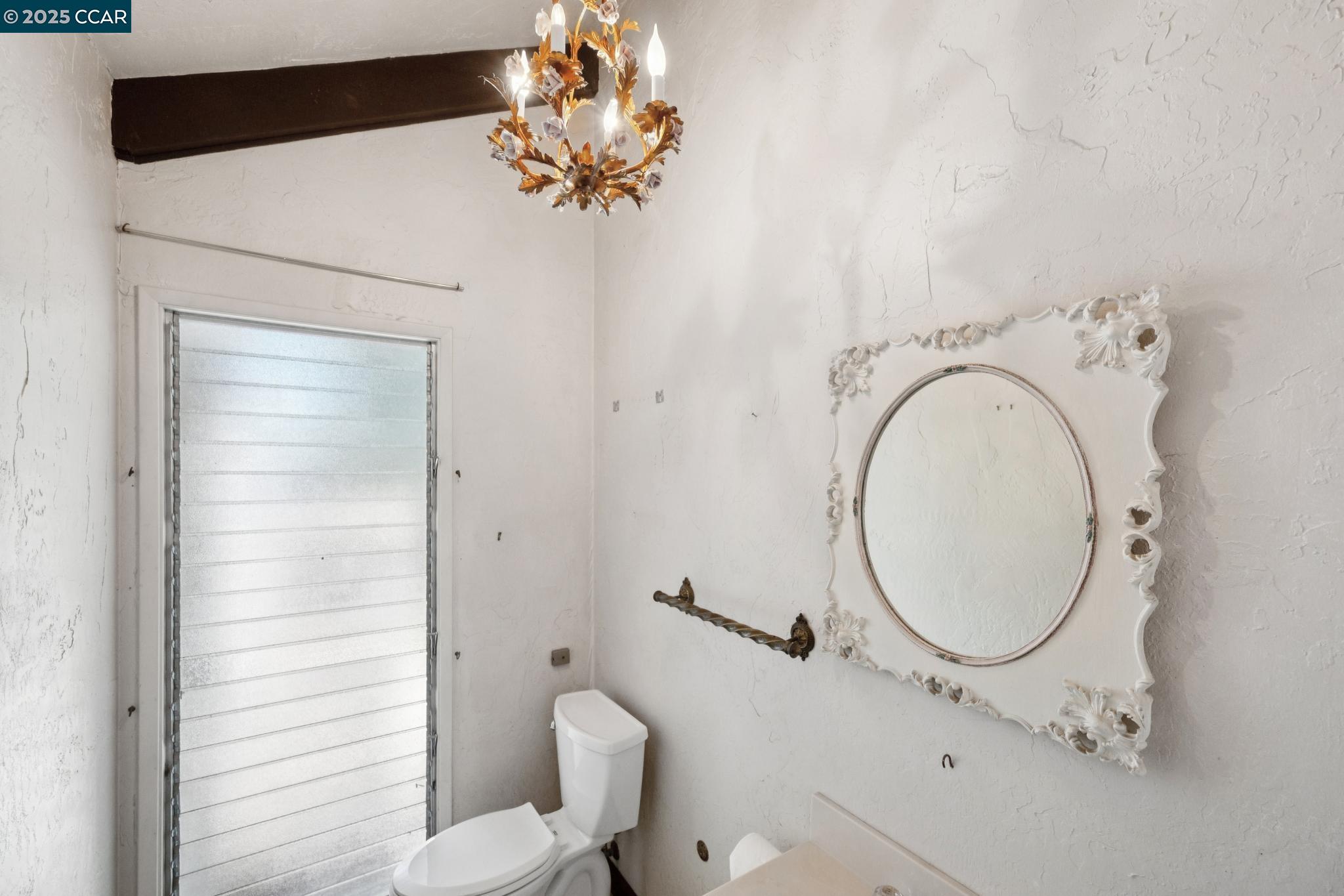 Detail Gallery Image 33 of 60 For 694 Old Jonas Hill Rd, Lafayette,  CA 94549 - 4 Beds | 3/1 Baths