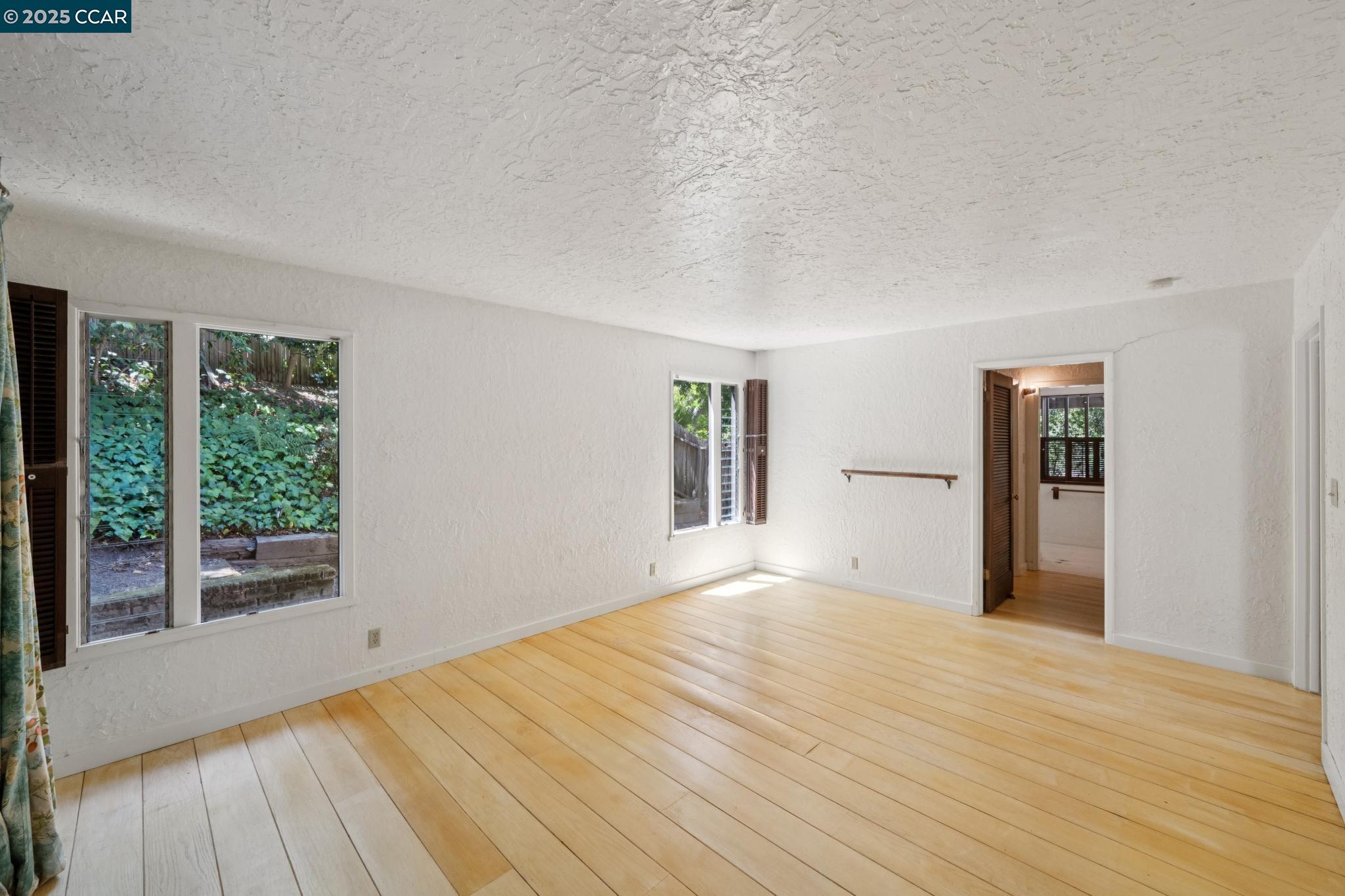 Detail Gallery Image 37 of 60 For 694 Old Jonas Hill Rd, Lafayette,  CA 94549 - 4 Beds | 3/1 Baths