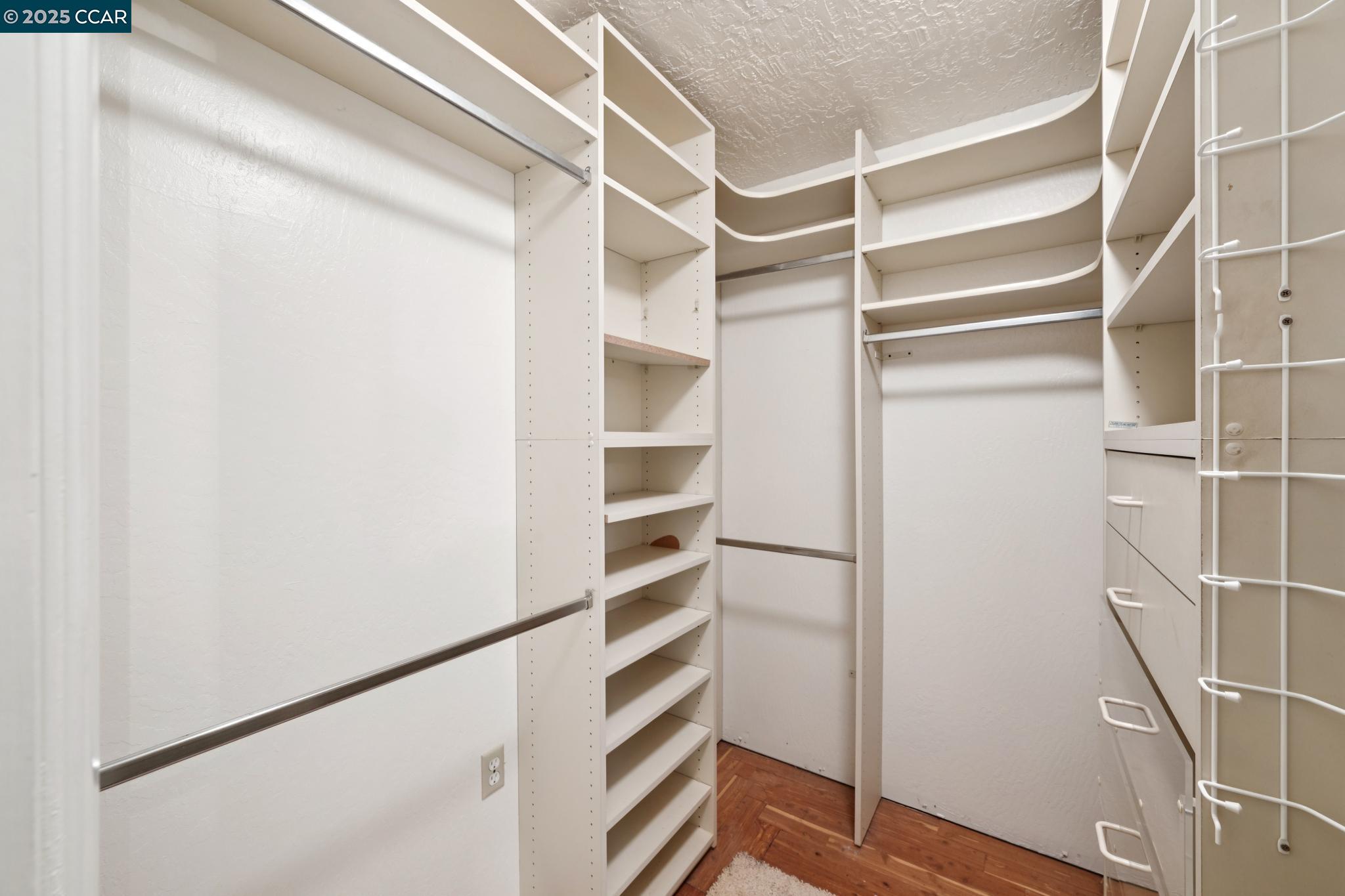 Detail Gallery Image 40 of 60 For 694 Old Jonas Hill Rd, Lafayette,  CA 94549 - 4 Beds | 3/1 Baths