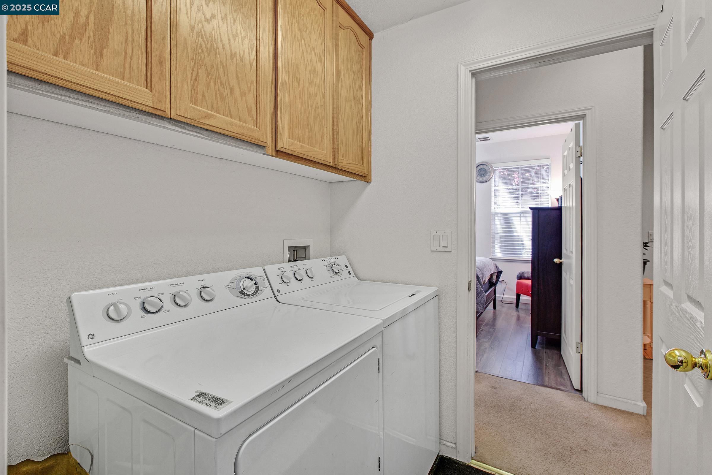 Detail Gallery Image 17 of 36 For 5349 Eagle Court, Richmond,  CA 94806 - 3 Beds | 3/1 Baths