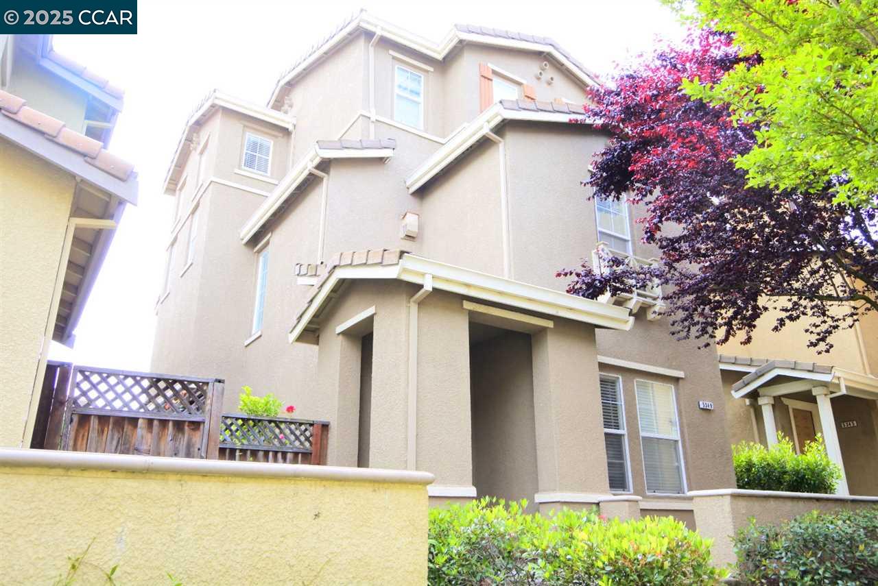 Detail Gallery Image 33 of 36 For 5349 Eagle Court, Richmond,  CA 94806 - 3 Beds | 3/1 Baths
