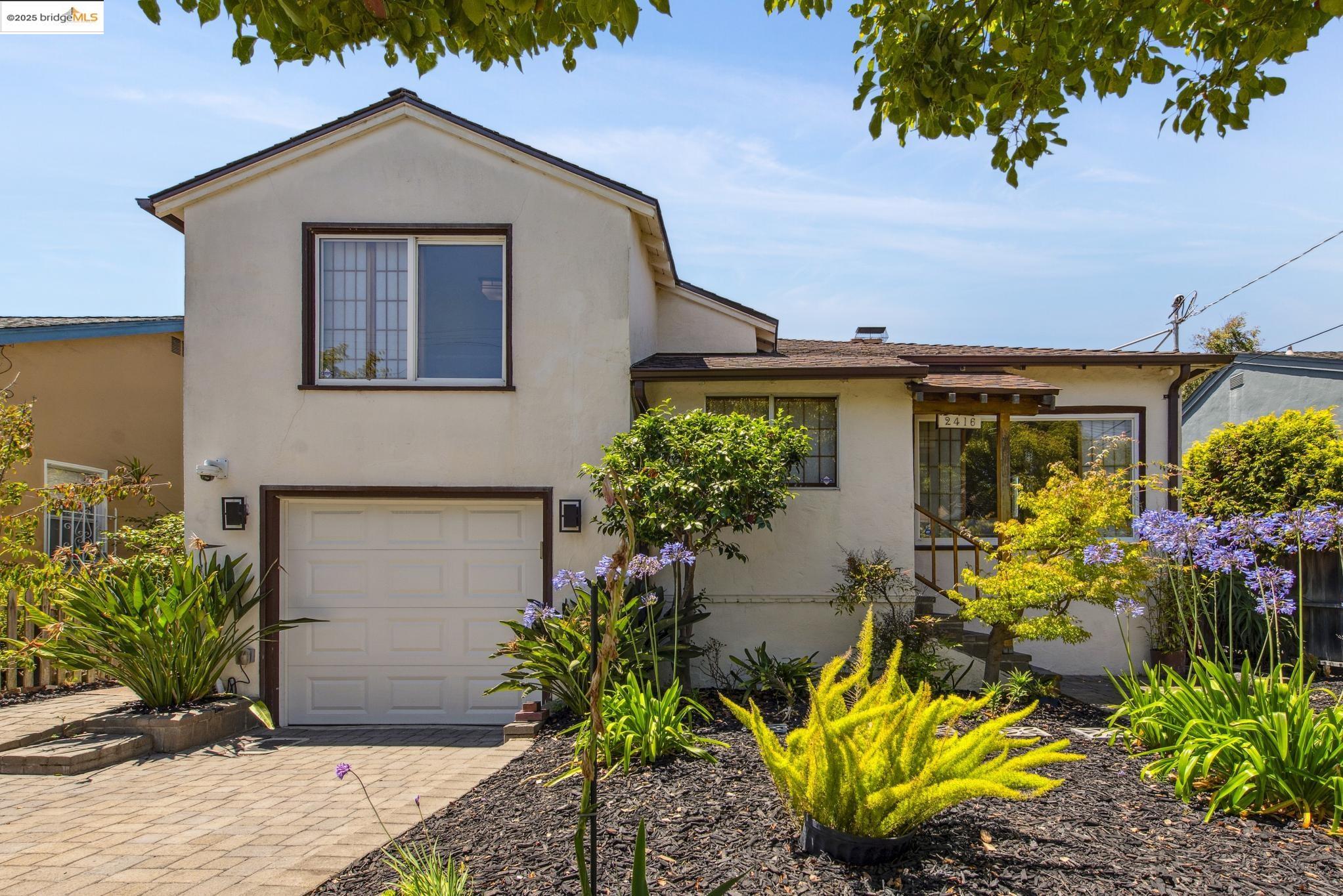 Detail Gallery Image 55 of 57 For 2416 Valley St, Berkeley,  CA 94702 - 2 Beds | 1 Baths