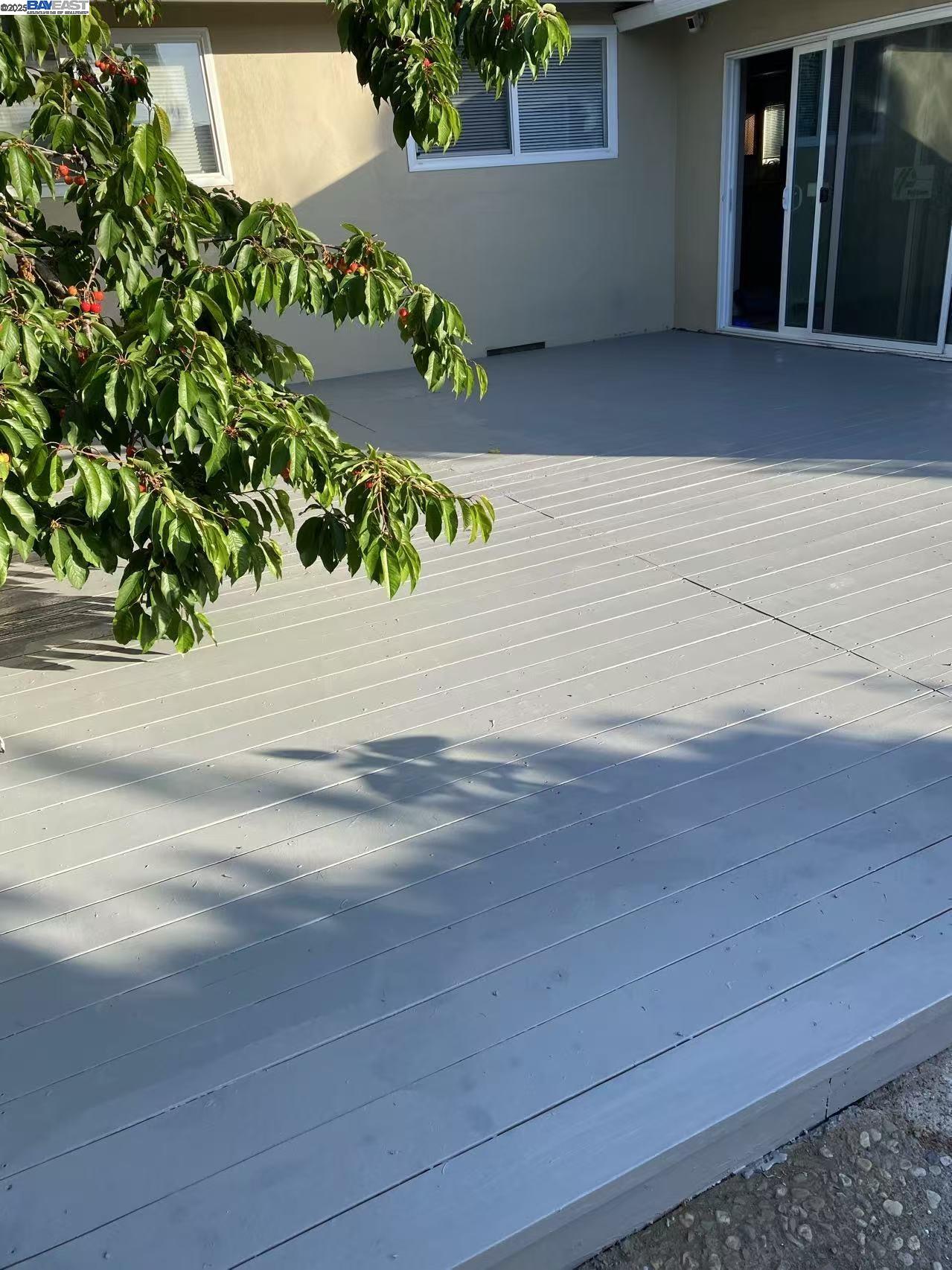 Detail Gallery Image 11 of 11 For 1631 via Ventana, San Lorenzo,  CA 94580 - 5 Beds | 2/1 Baths