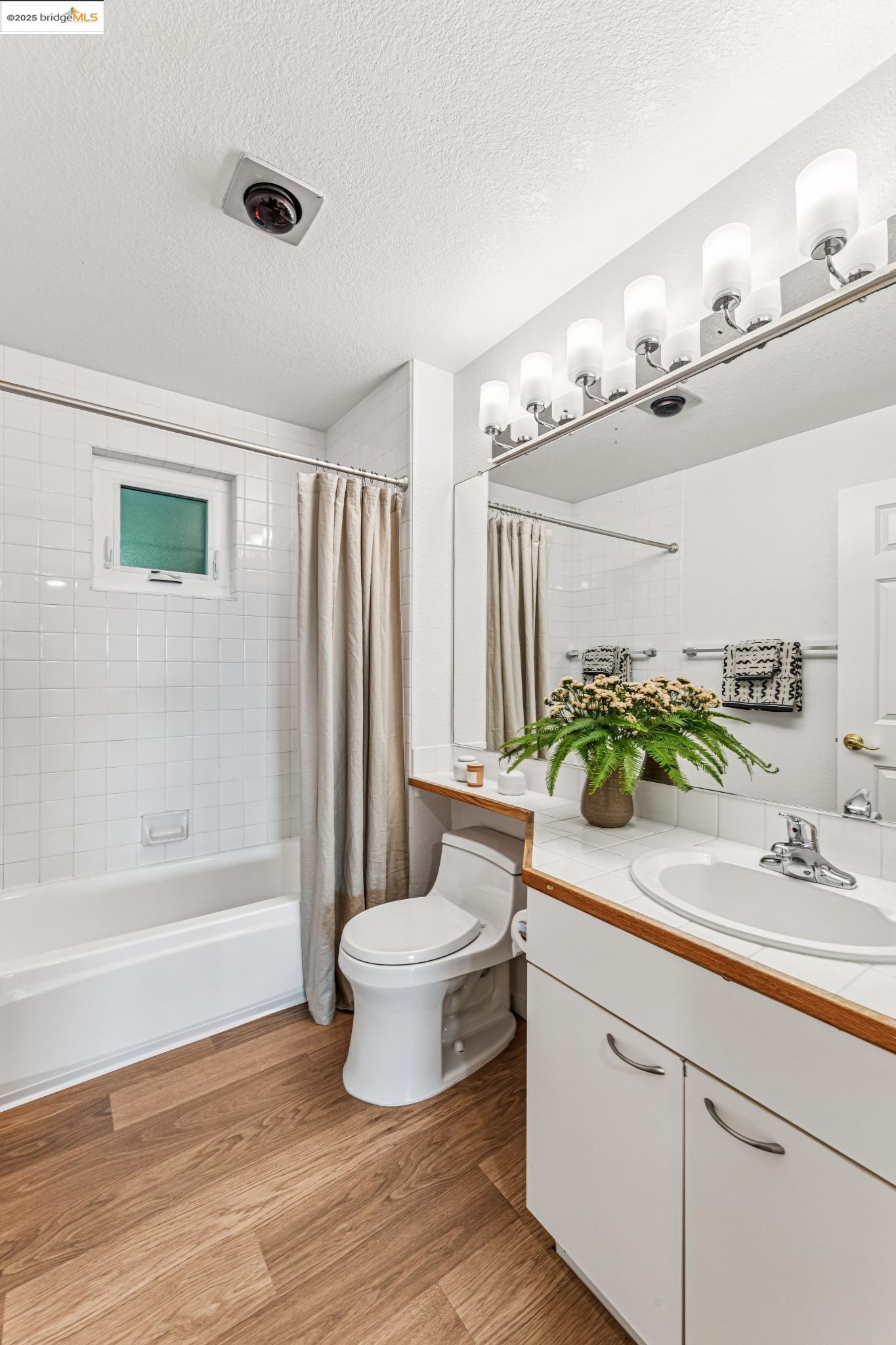 Detail Gallery Image 30 of 49 For 1300 Quarry Ct #115,  Richmond,  CA 94801 - 2 Beds | 2 Baths