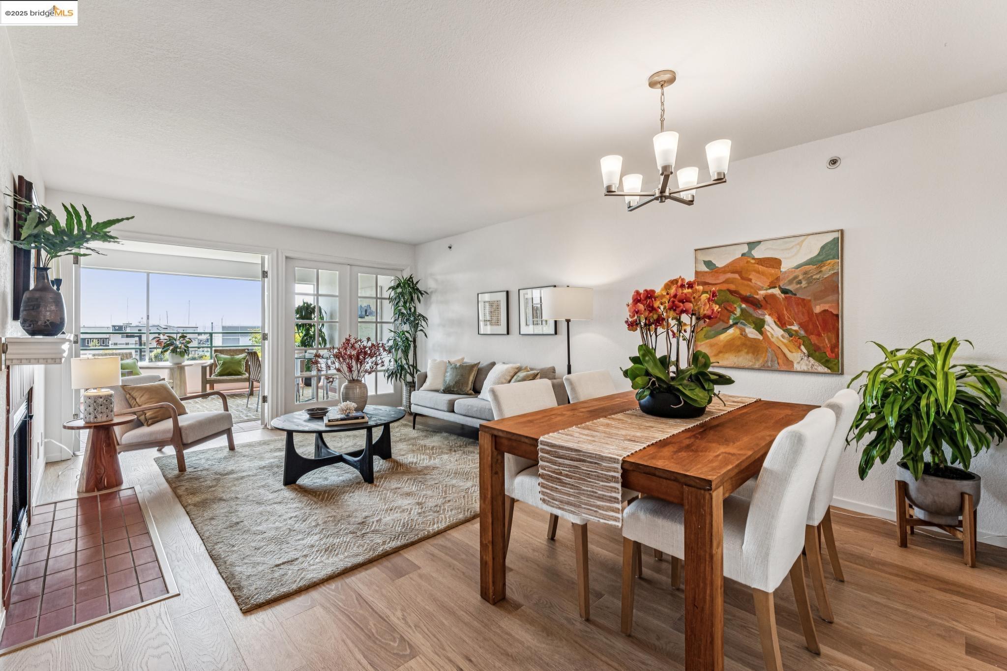 Photo #5: 41105356 Listing 