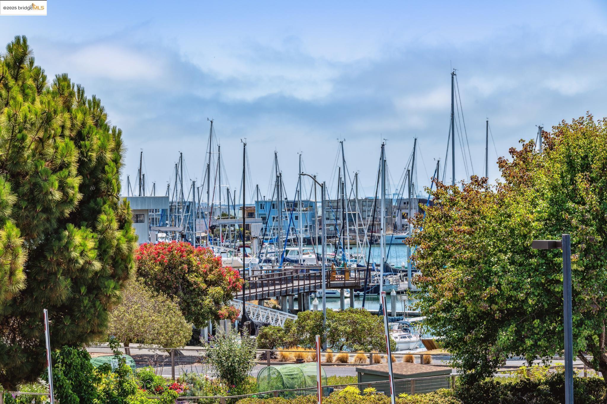 Detail Gallery Image 41 of 49 For 1300 Quarry Ct #115,  Richmond,  CA 94801 - 2 Beds | 2 Baths
