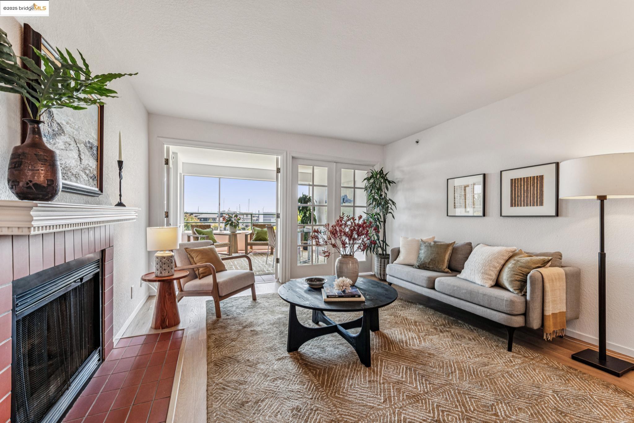 Detail Gallery Image 9 of 49 For 1300 Quarry Ct #115,  Richmond,  CA 94801 - 2 Beds | 2 Baths