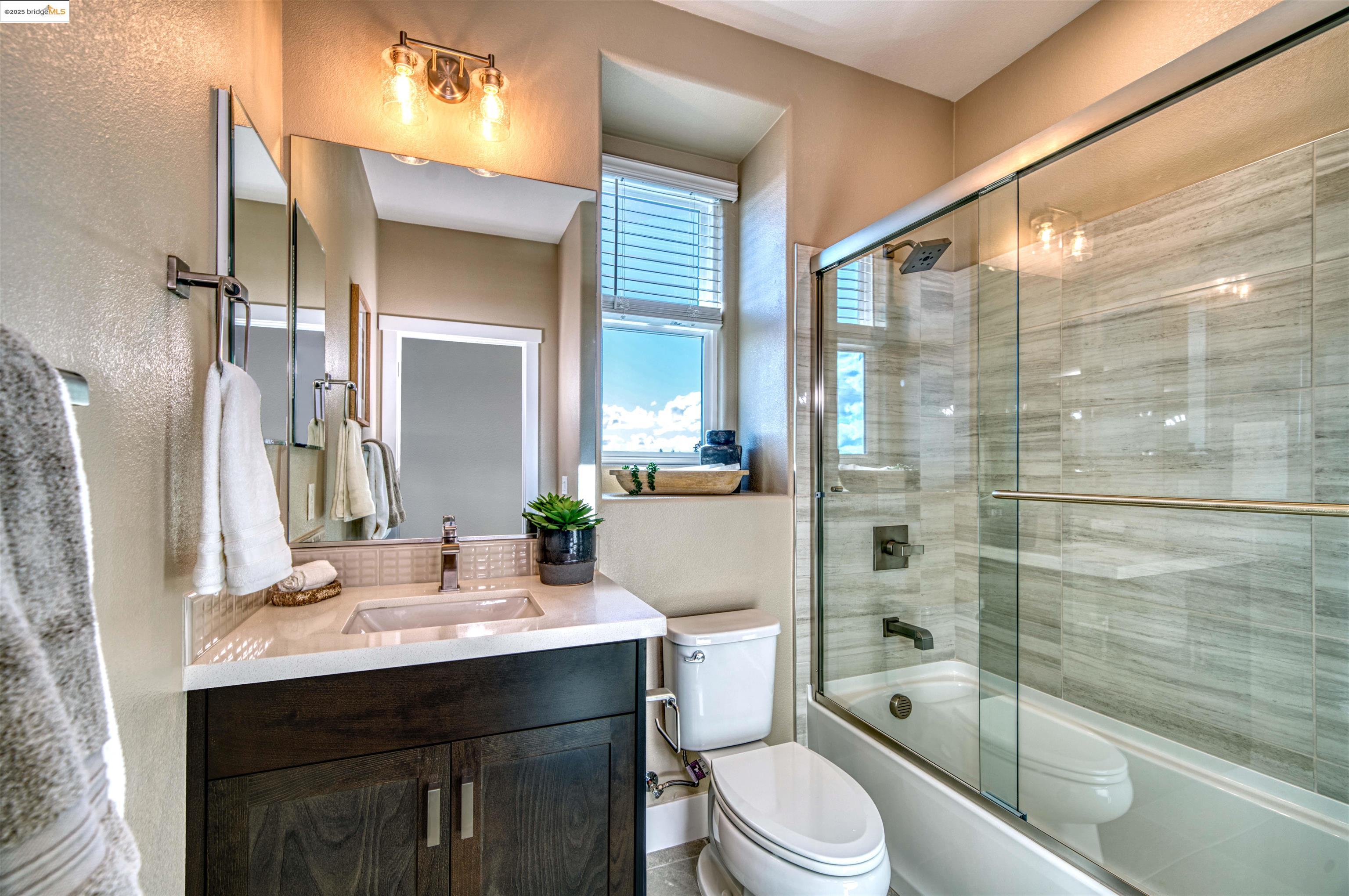 Photo #16: 41105357 Listing: Photo #16