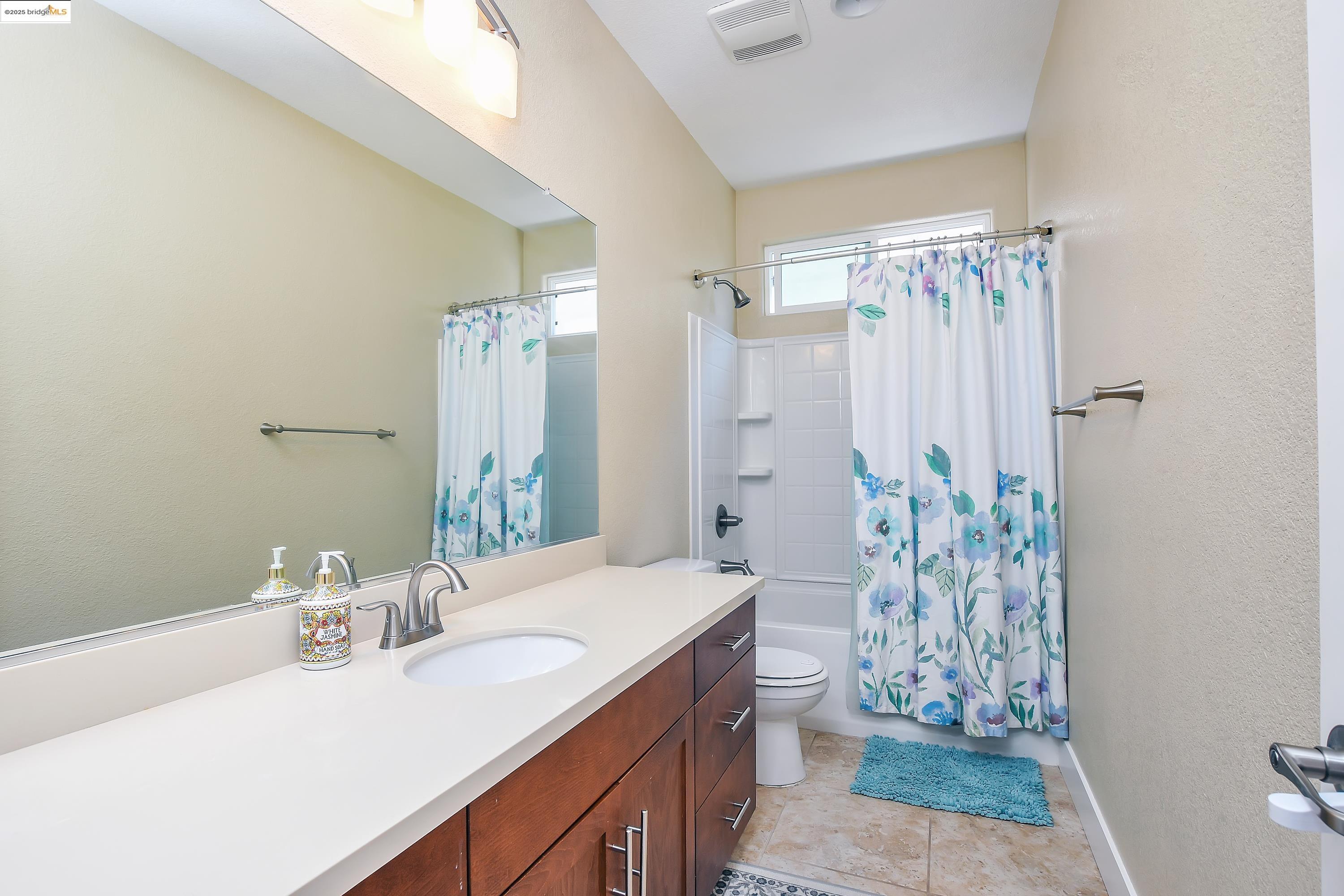 Detail Gallery Image 24 of 33 For 605 Brinwood Way, Oakley,  CA 94561 - 4 Beds | 3 Baths