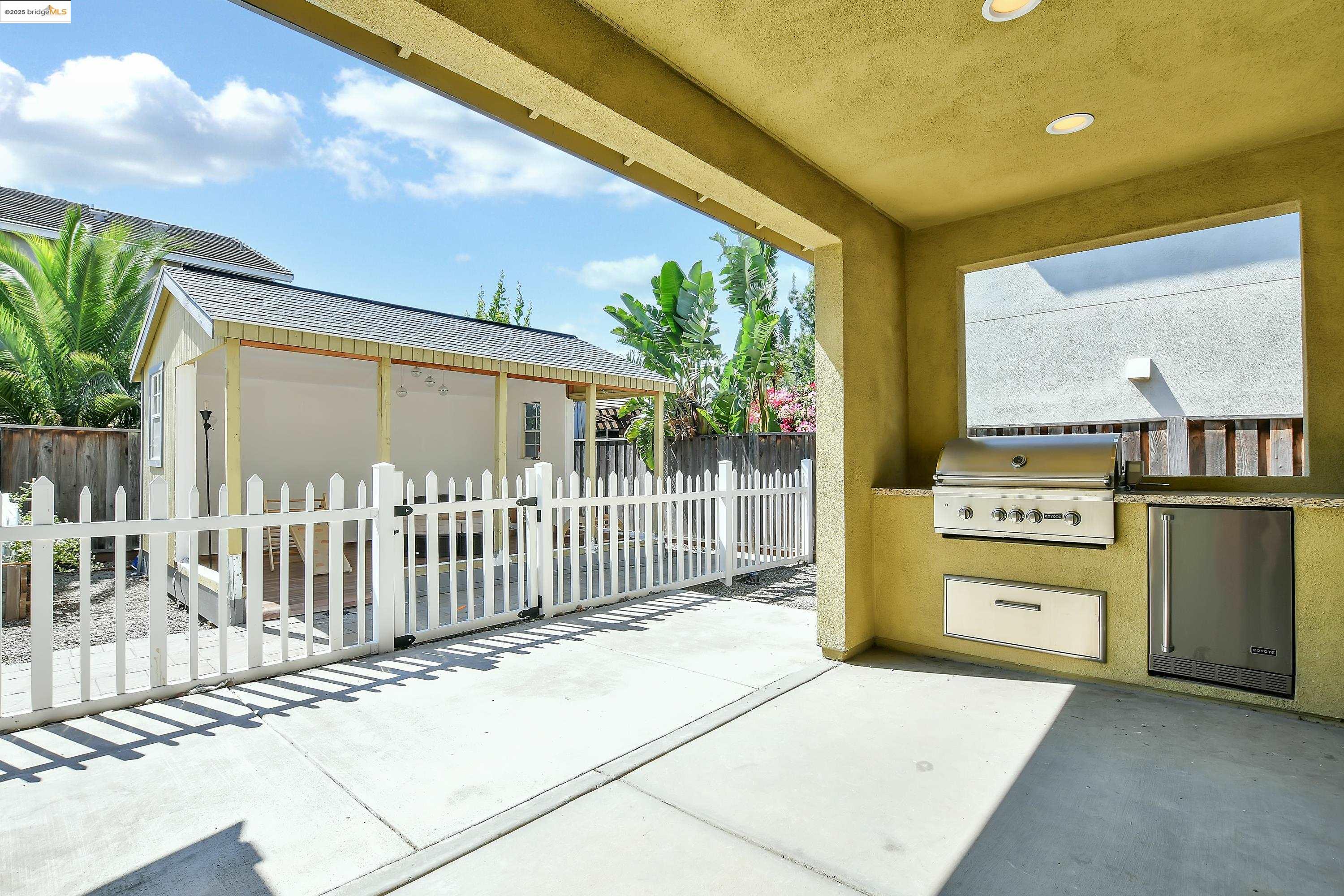 Detail Gallery Image 26 of 33 For 605 Brinwood Way, Oakley,  CA 94561 - 4 Beds | 3 Baths