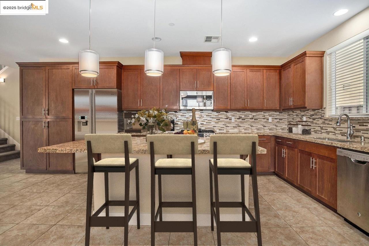 Detail Gallery Image 5 of 33 For 605 Brinwood Way, Oakley,  CA 94561 - 4 Beds | 3 Baths