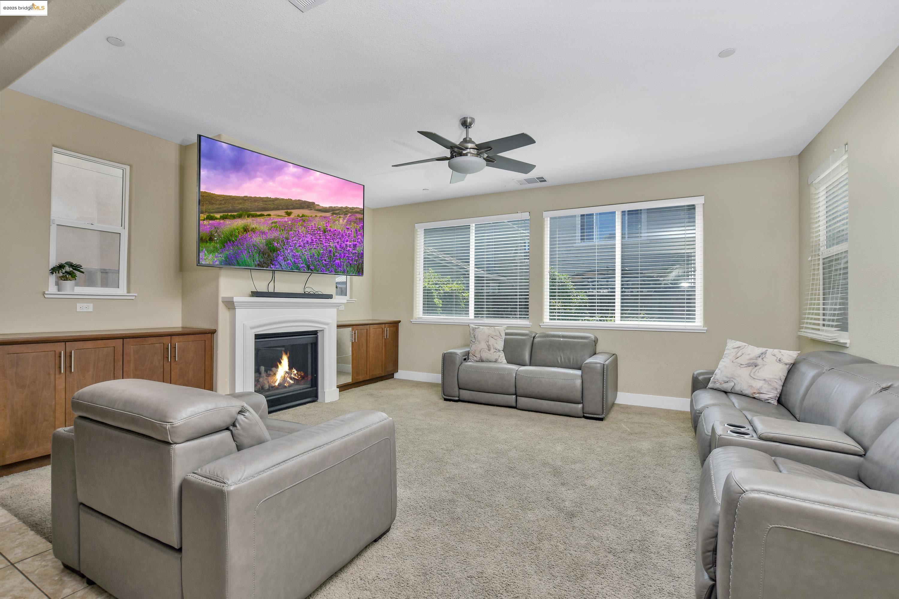 Detail Gallery Image 10 of 33 For 605 Brinwood Way, Oakley,  CA 94561 - 4 Beds | 3 Baths