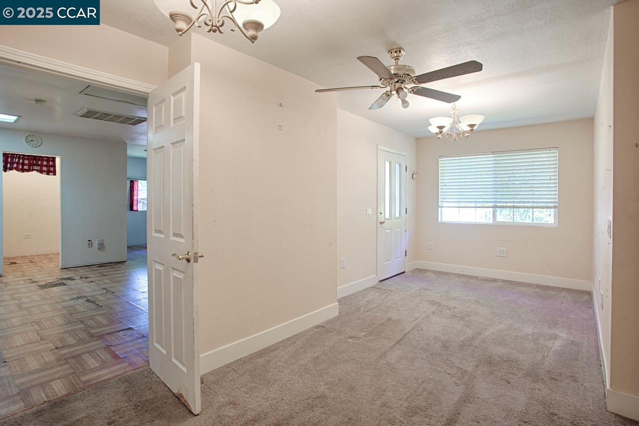 Detail Gallery Image 21 of 33 For 211 Vallecito Ln, Walnut Creek,  CA 94596 - 6 Beds | 4 Baths