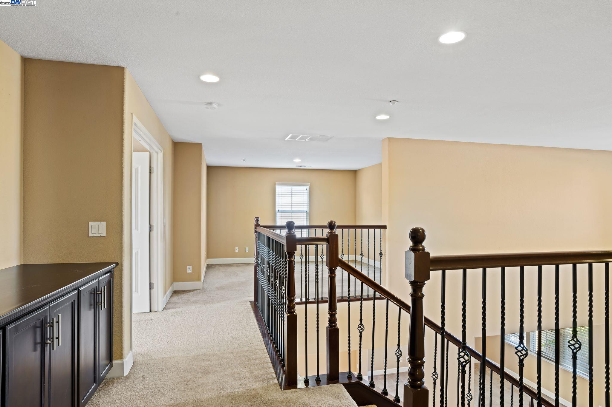 Detail Gallery Image 19 of 27 For 2255 Sugarloaf Ct, Brentwood,  CA 94513 - 6 Beds | 4 Baths