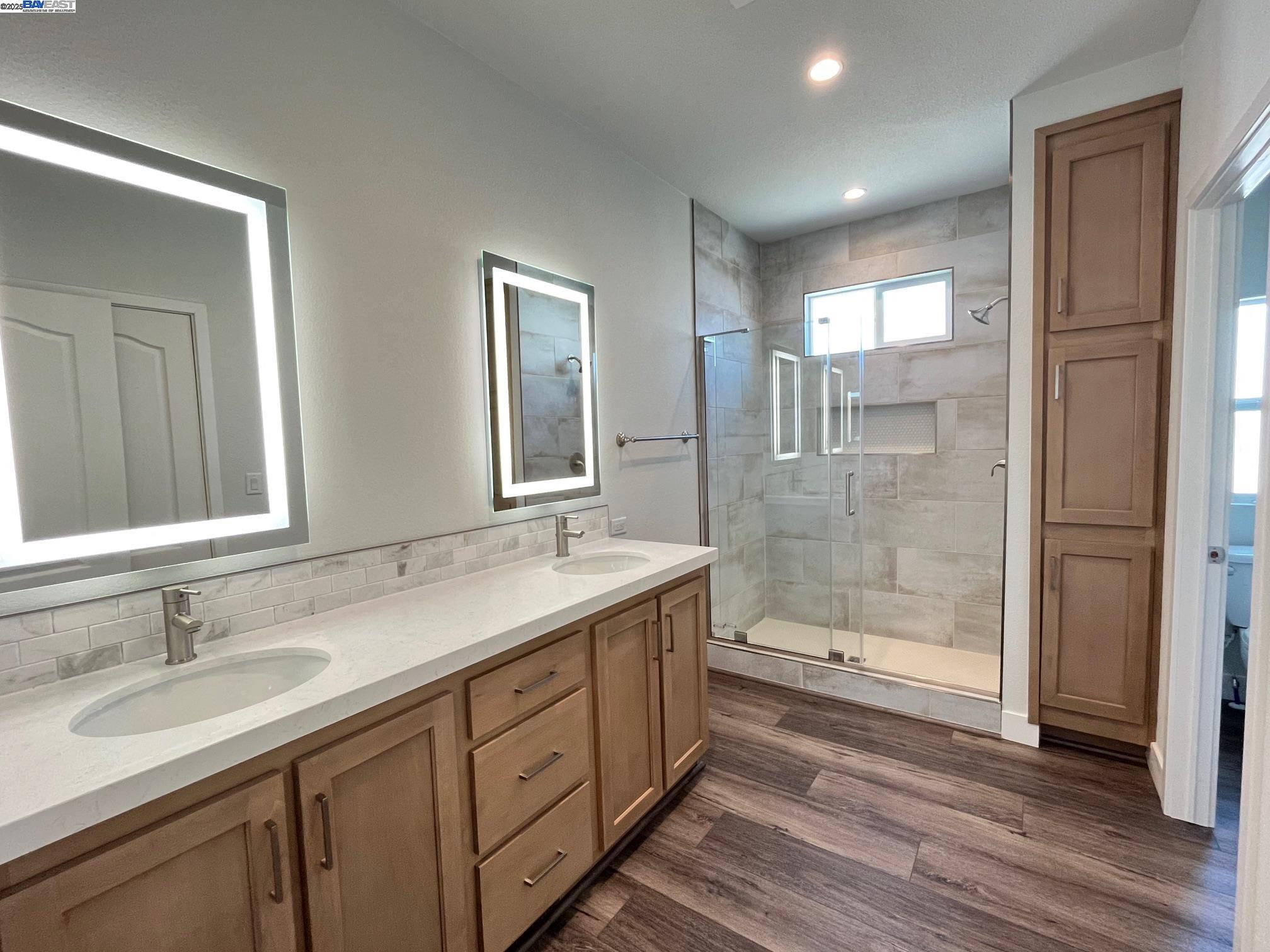 Detail Gallery Image 15 of 23 For 1587 Delemos Ave, Hayward,  CA 94544 - 3 Beds | 2 Baths